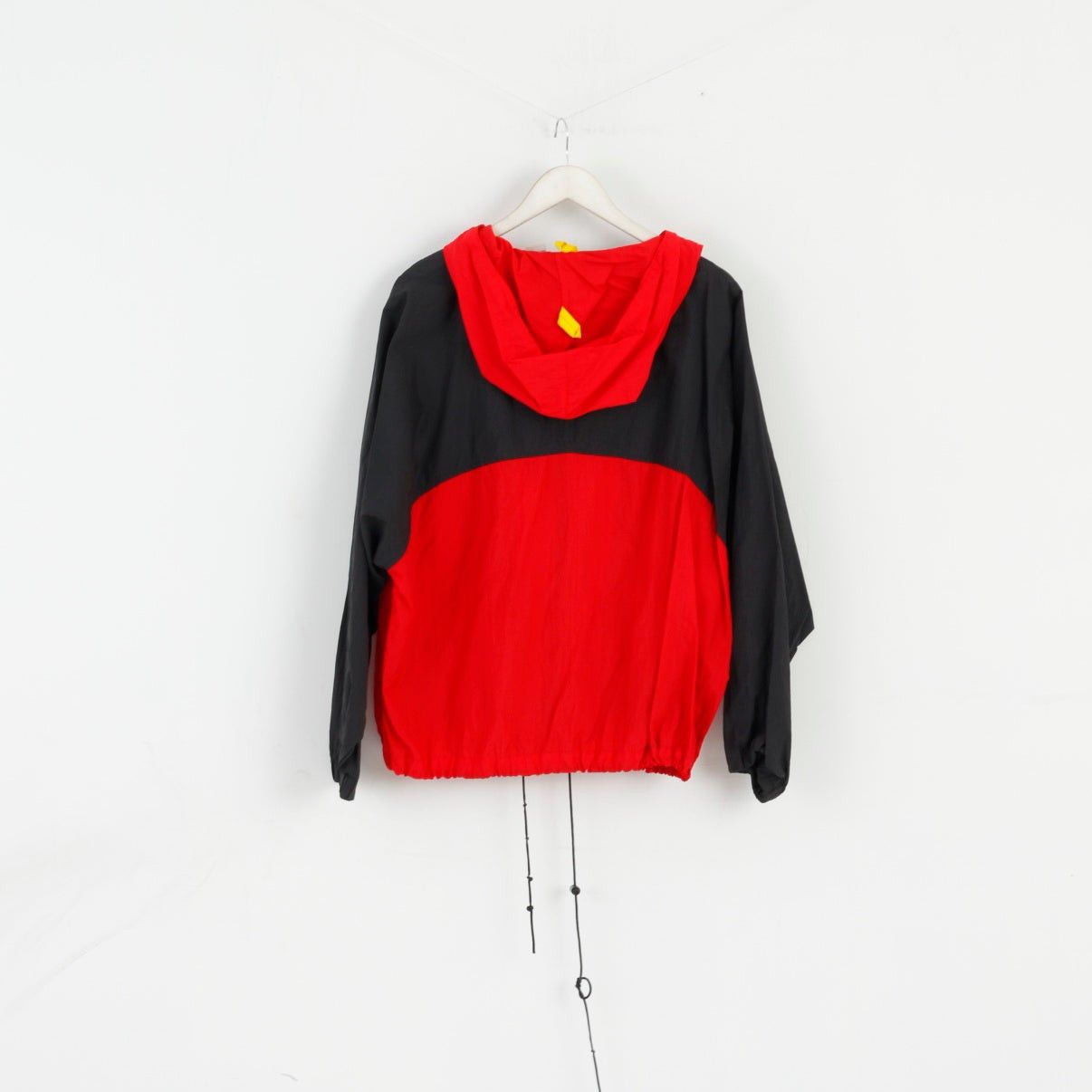 Marlboro Marlboro Adventure Team Men L Jacket Nylon Red Vintage 6320 Size US L / EU 52-54 / 3 - 7 Thumbnail