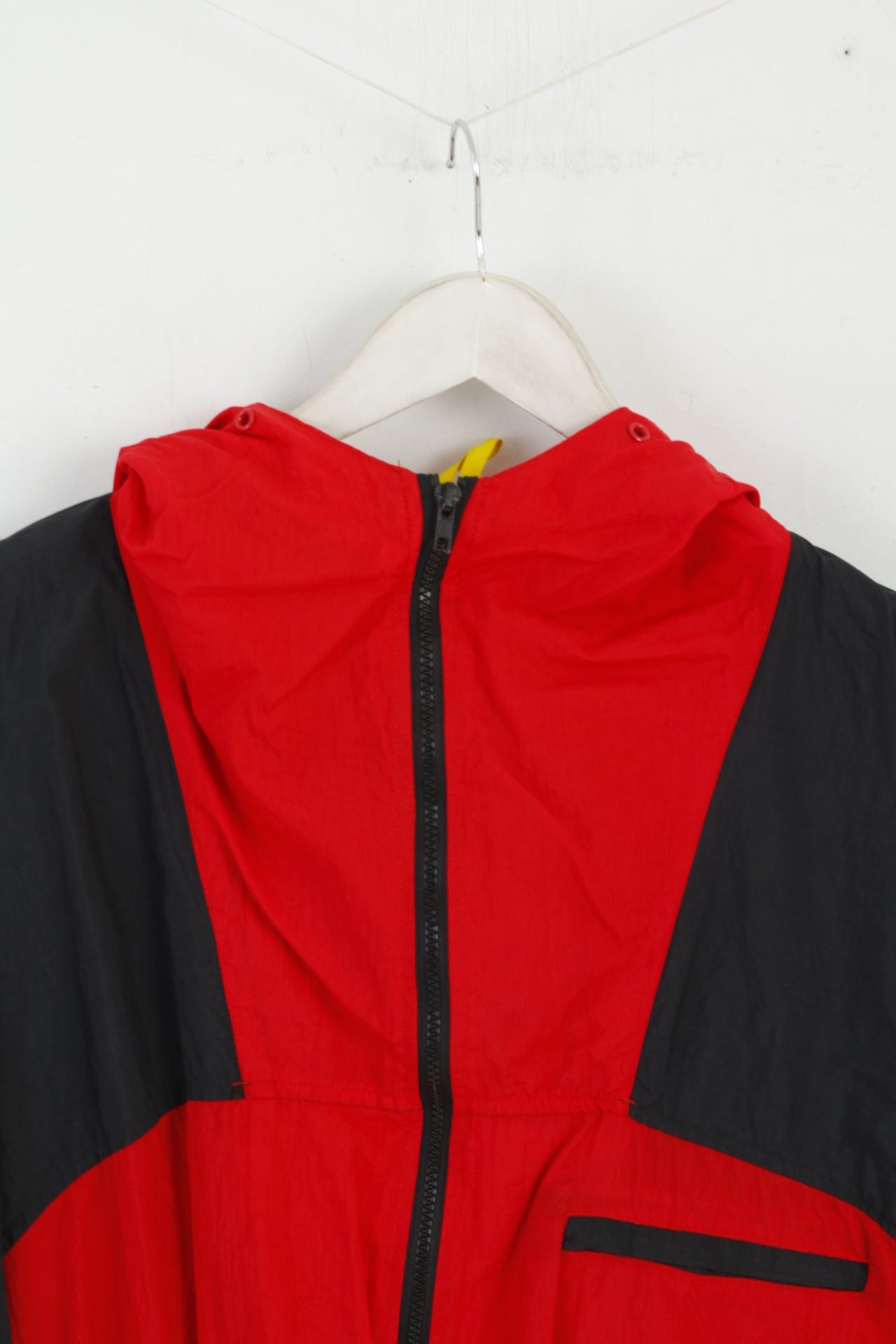 Marlboro Marlboro Adventure Team Men L Jacket Nylon Red Vintage 6320 Size US L / EU 52-54 / 3 - 3 Thumbnail