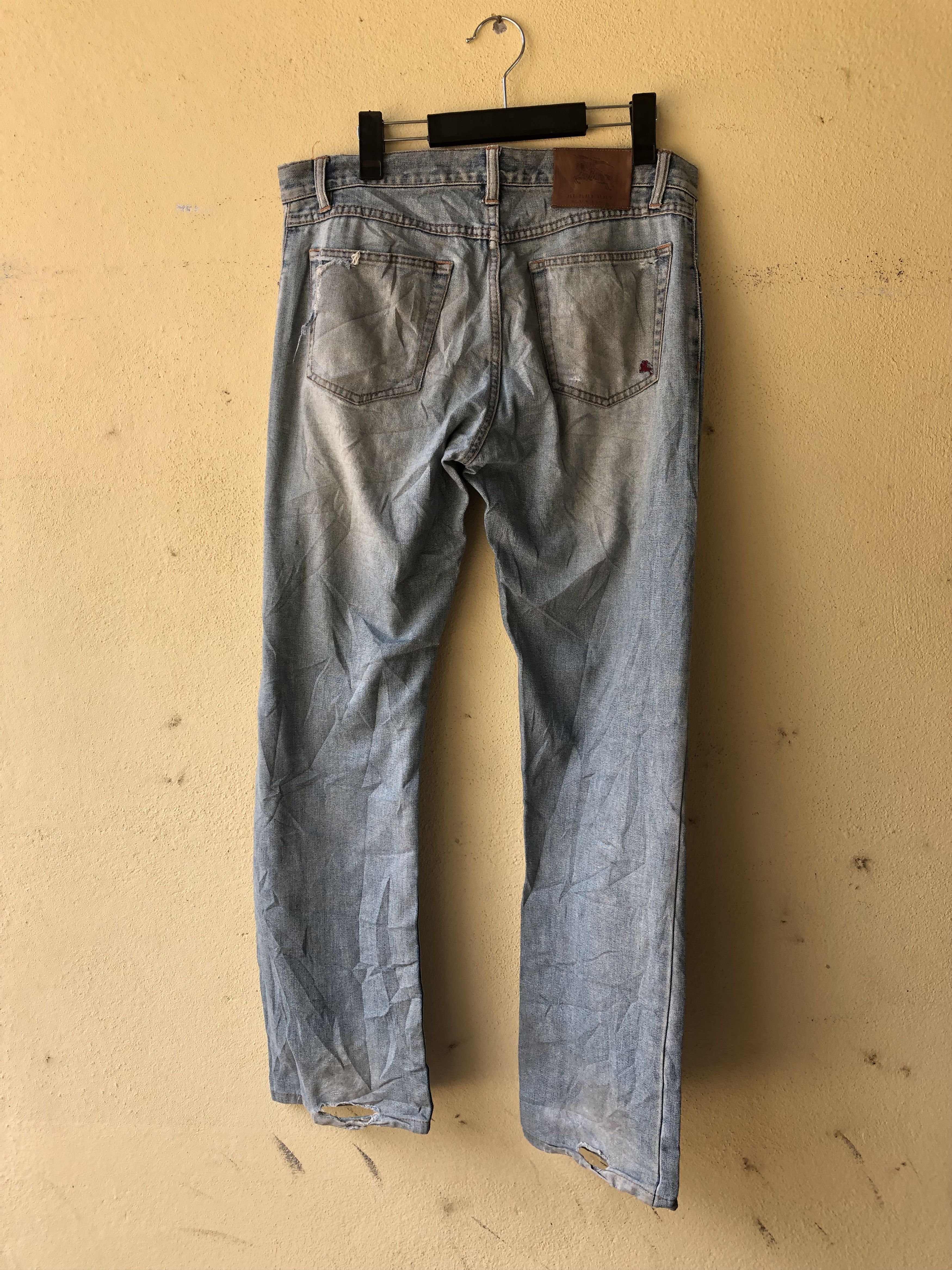 Burberry × StraightFaded burberry black lebel distressed denim Size US 30 / EU 46 - 3 Thumbnail