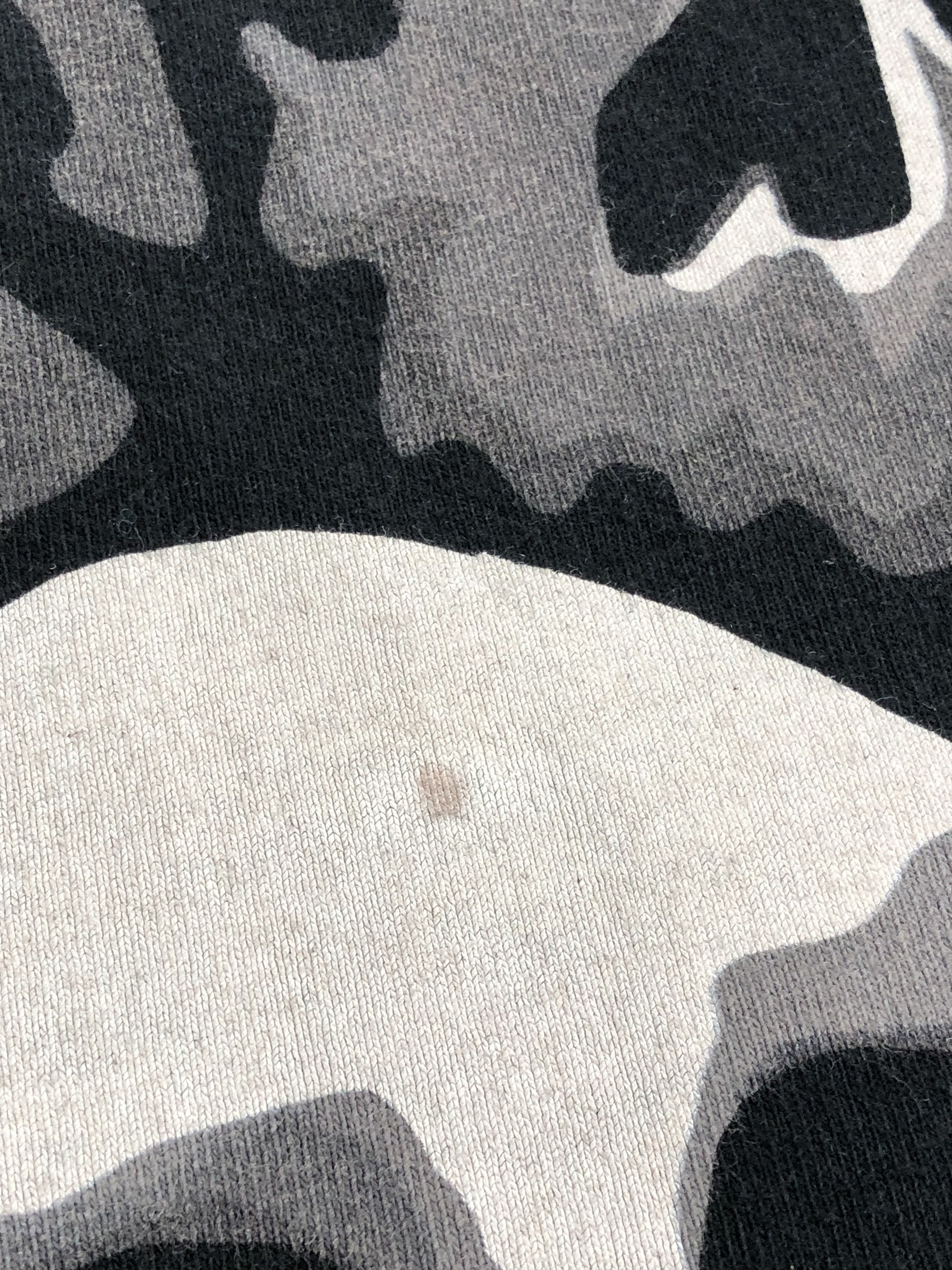 Liquid Blue Vintage 1992 Liquid Blue Travis Scott Skulls All Over Print Size US L / EU 52-54 / 3 - 6 Thumbnail