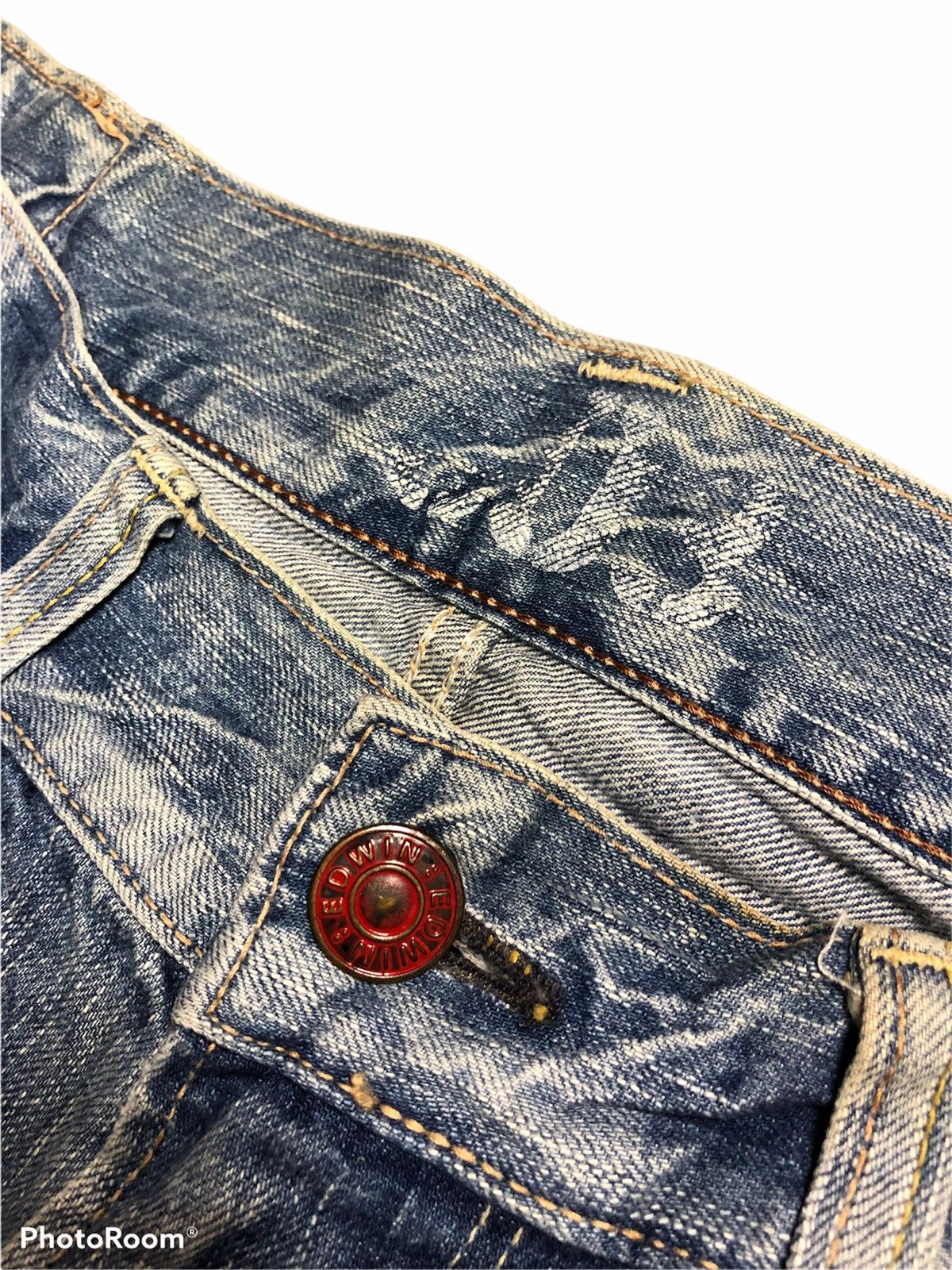 Edwin VINTAGE PAINTED EDWIN DISTRESSED DENIM Size US 37 - 8 Thumbnail