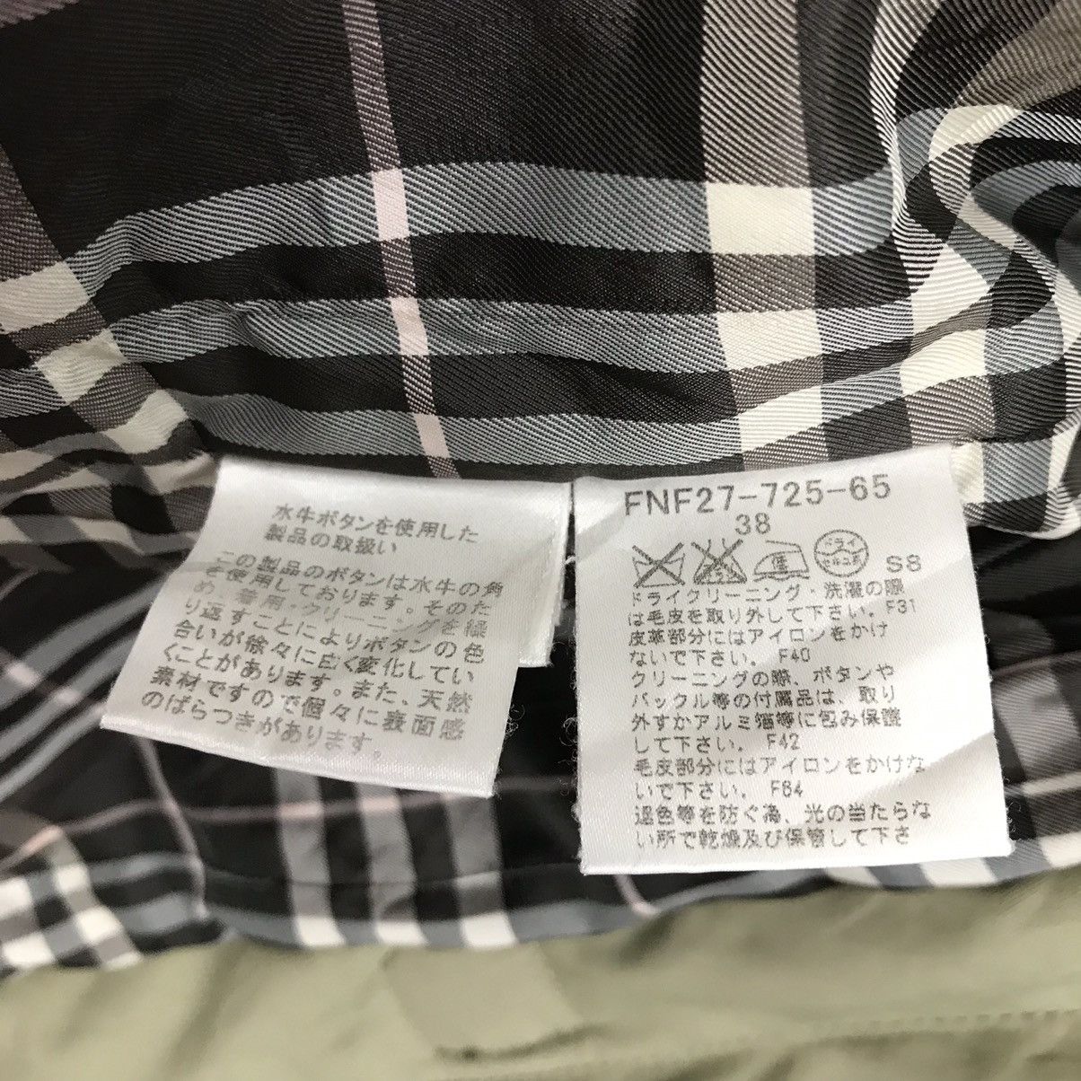 Burberry × Designer × Vintage Vintage Burberry Nova Check Trench Coat Size US S / EU 44-46 / 1 - 8 Thumbnail