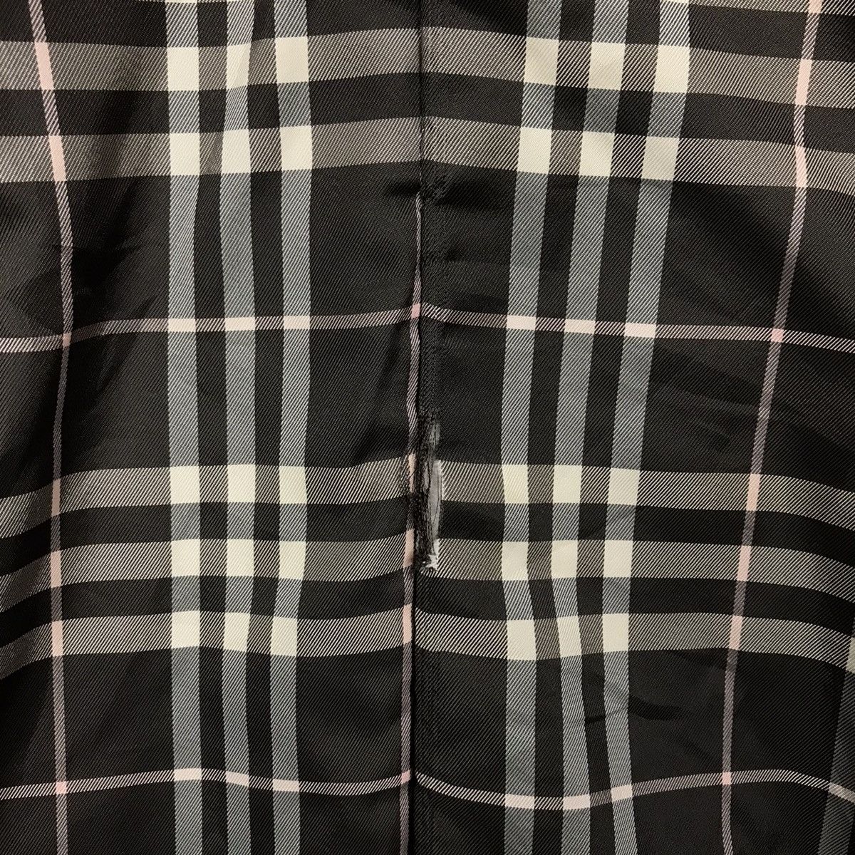 Burberry × Designer × Vintage Vintage Burberry Nova Check Trench Coat Size US S / EU 44-46 / 1 - 17 Thumbnail