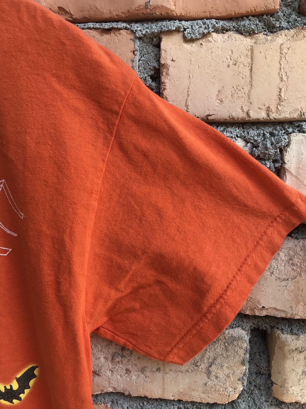 Beauty Beast × Vintage Nice screening bobby brooks happy halloween shortsleeved T Size US L / EU 52-54 / 3 - 4 Thumbnail