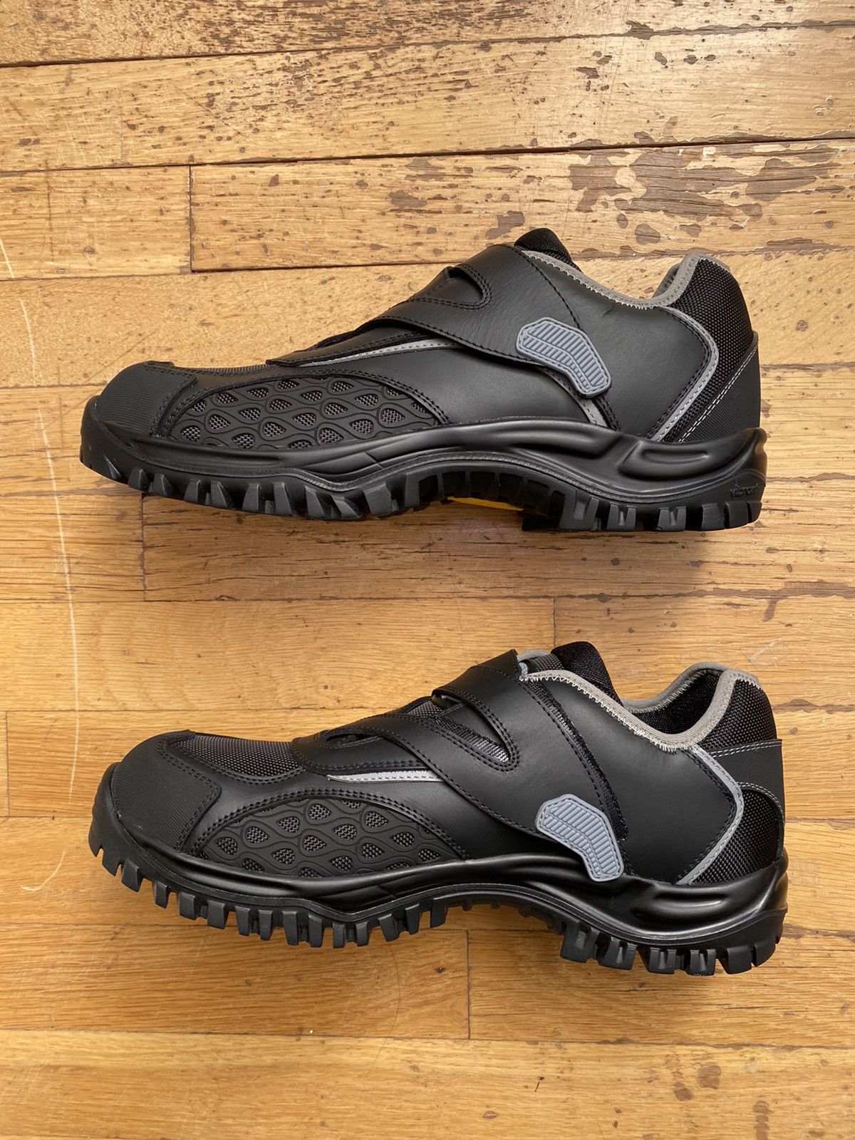 Kiko Kostadinov HARKMAN SHOEローカットスニーカー42 Kiko Kostadinov Harkman Athletic Sneakers w/ Tags - Grey