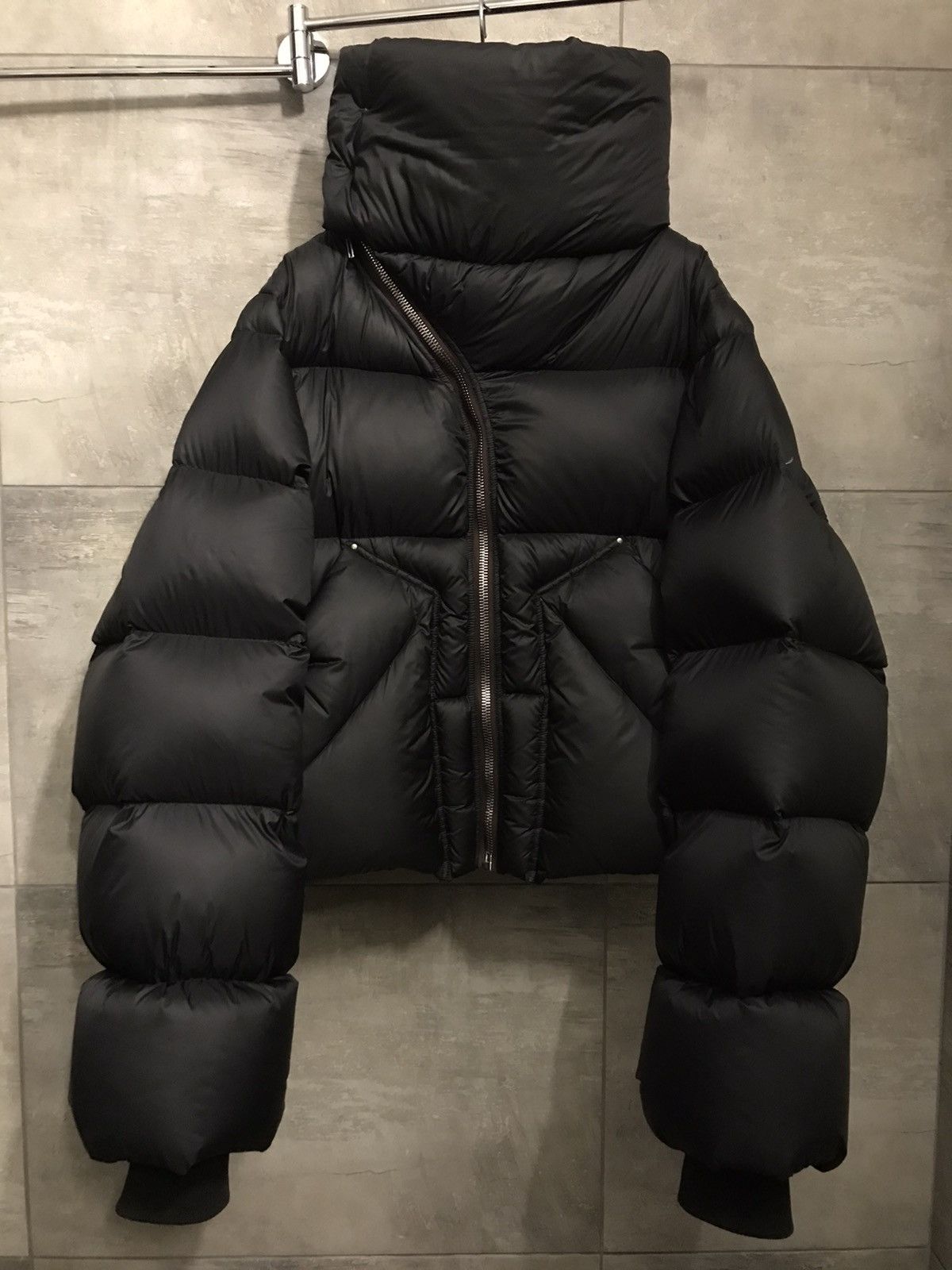 Rick Owens FW20 Performa Cropped Mountain Duvet Down Puffer Jacket 
