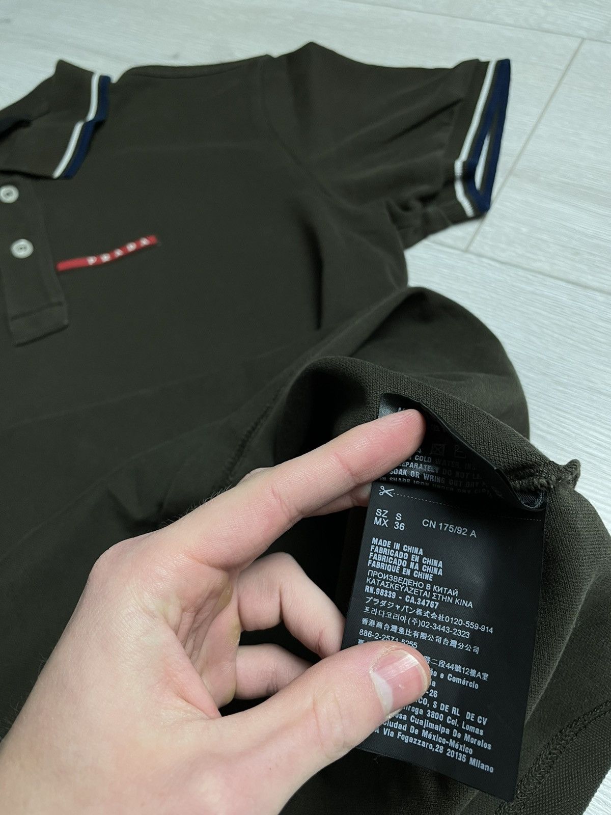 Prada Prada Red Tab Brown Polo Shirt Size US S / EU 44-46 / 1 - 8 Thumbnail
