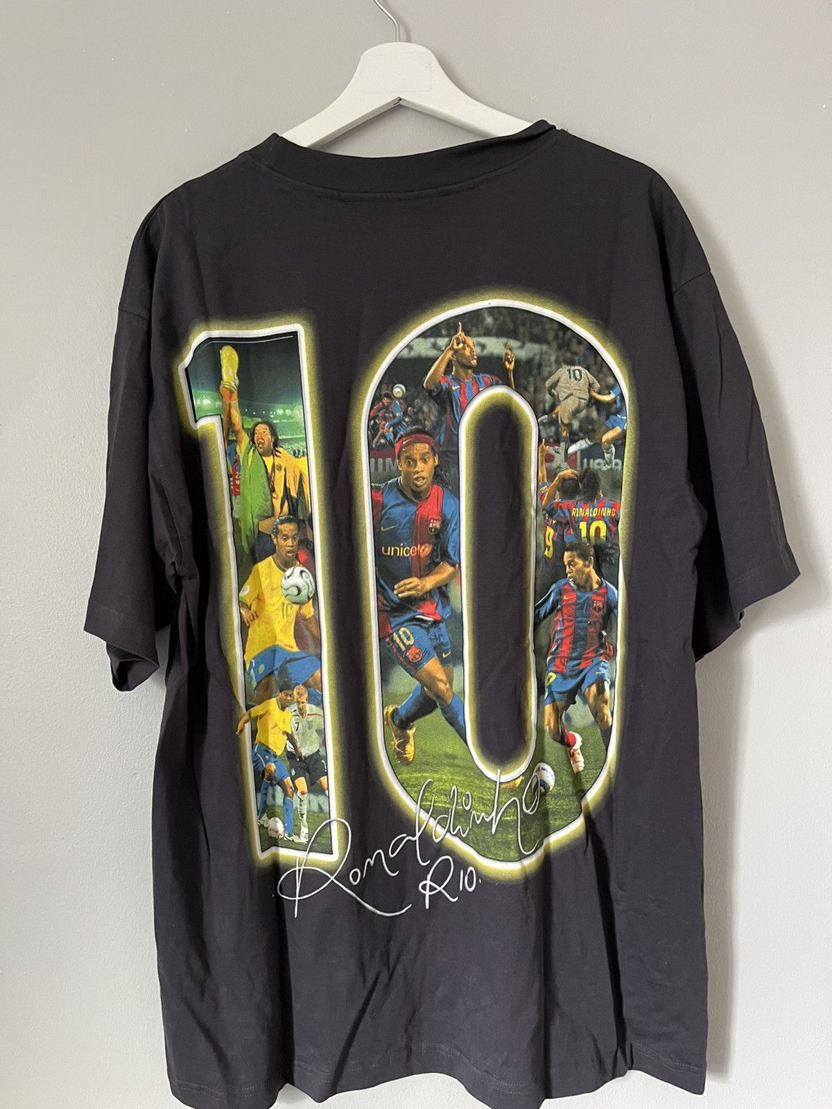 Marino Morwood Marino Morwood Ronaldinho Shirt Barcelona Brazil Size US XL / EU 56 / 4 - 2 Thumbnail