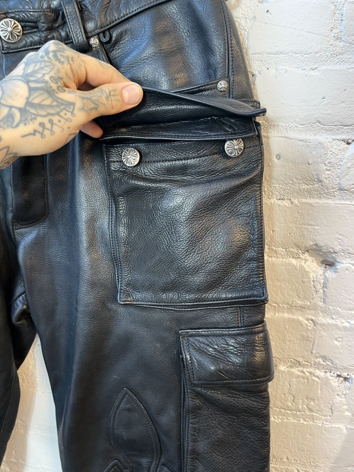 Chrome Hearts Chrome Hearts FULL LEATHER 9PKT Fatigue Cargo Pants Jeans Size US 34 / EU 50 - 8 Thumbnail