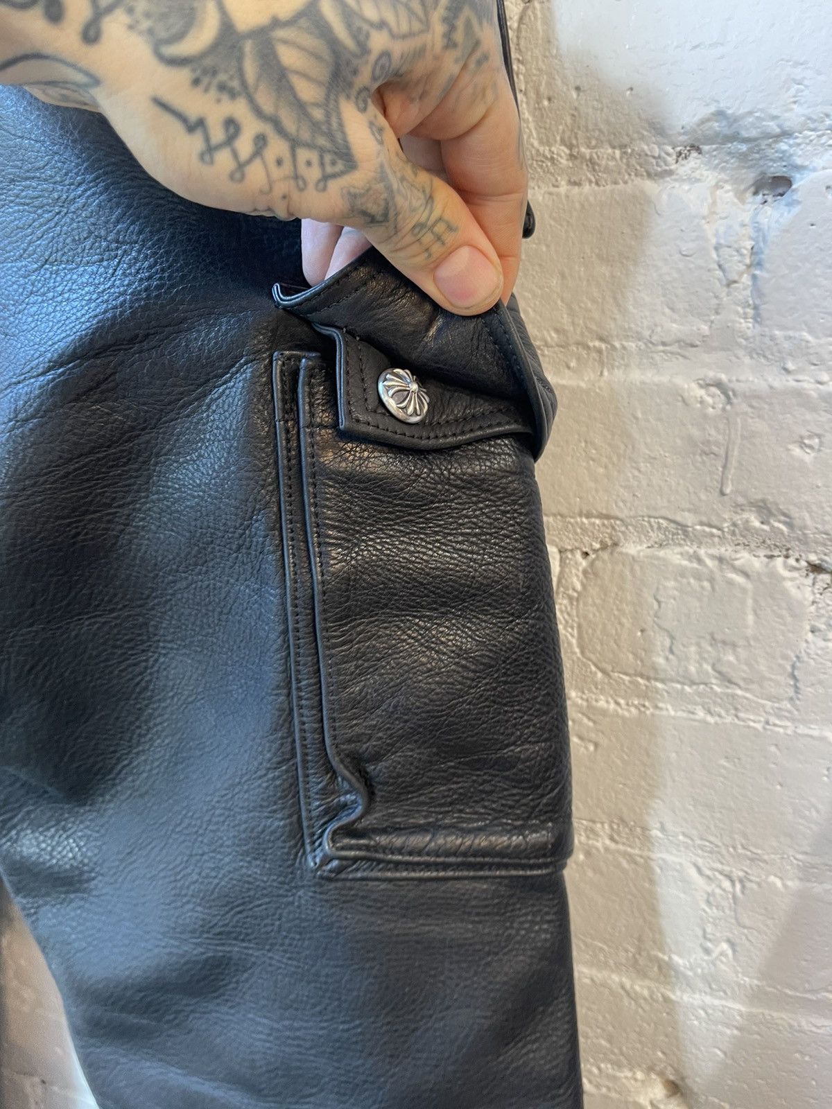Chrome Hearts Chrome Hearts FULL LEATHER 9PKT Fatigue Cargo Pants Jeans Size US 34 / EU 50 - 16 Thumbnail