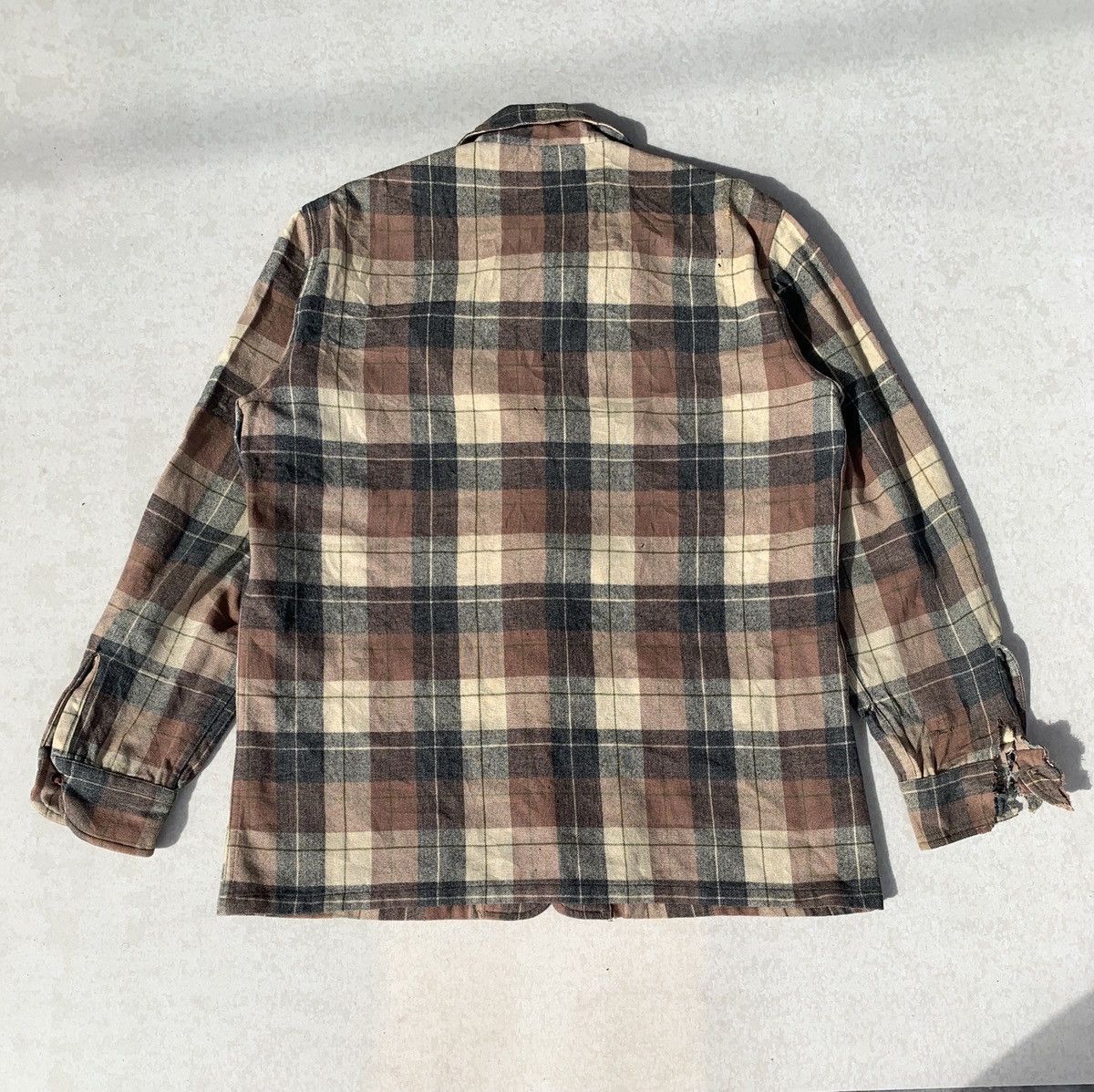 Pendleton × Vintage Vtg Distressed Pendleton Wool Button Up Jacket Size US L / EU 52-54 / 3 - 4 Thumbnail