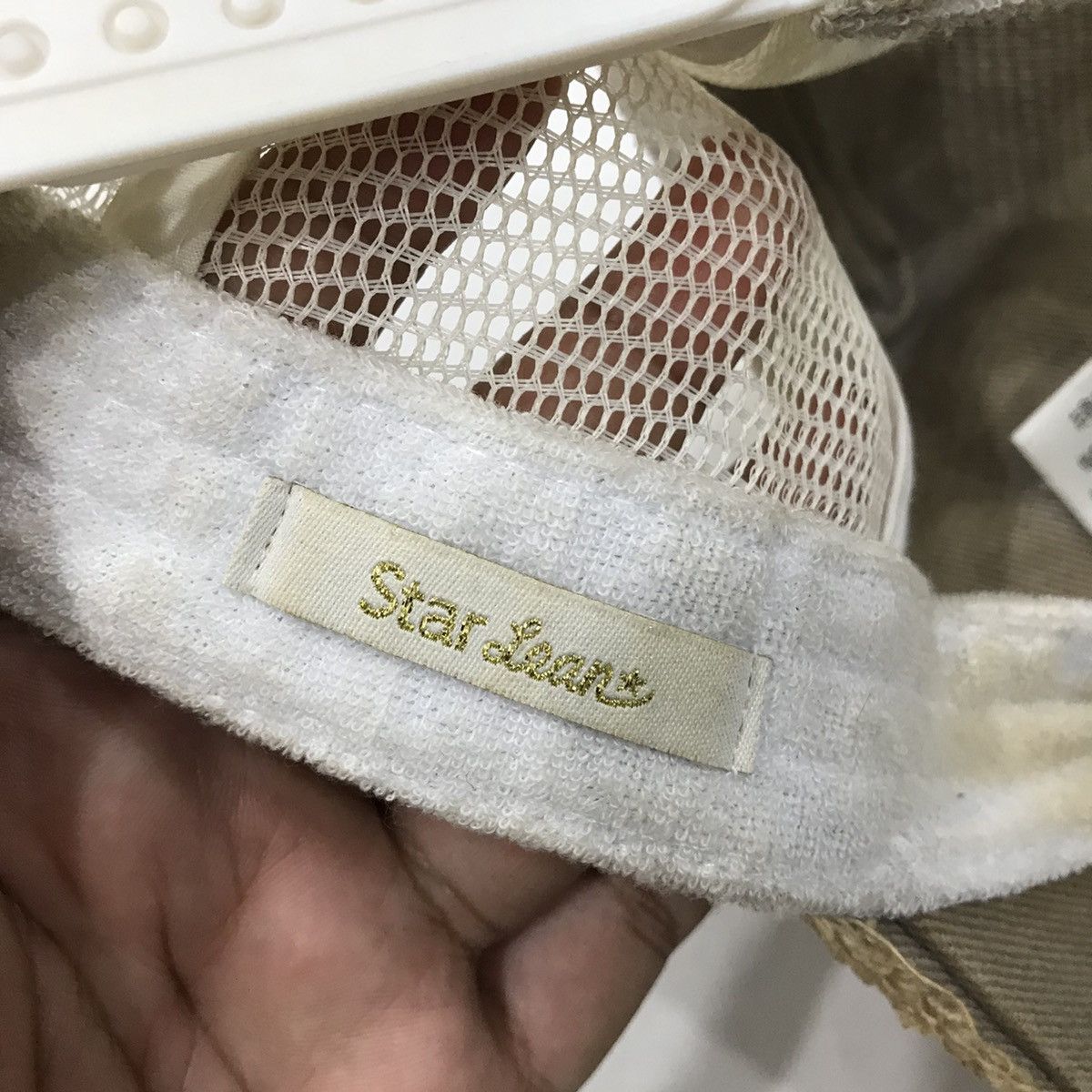 Designer Star Logo Distressed Trucker Hats Caps Size ONE SIZE - 8 Thumbnail