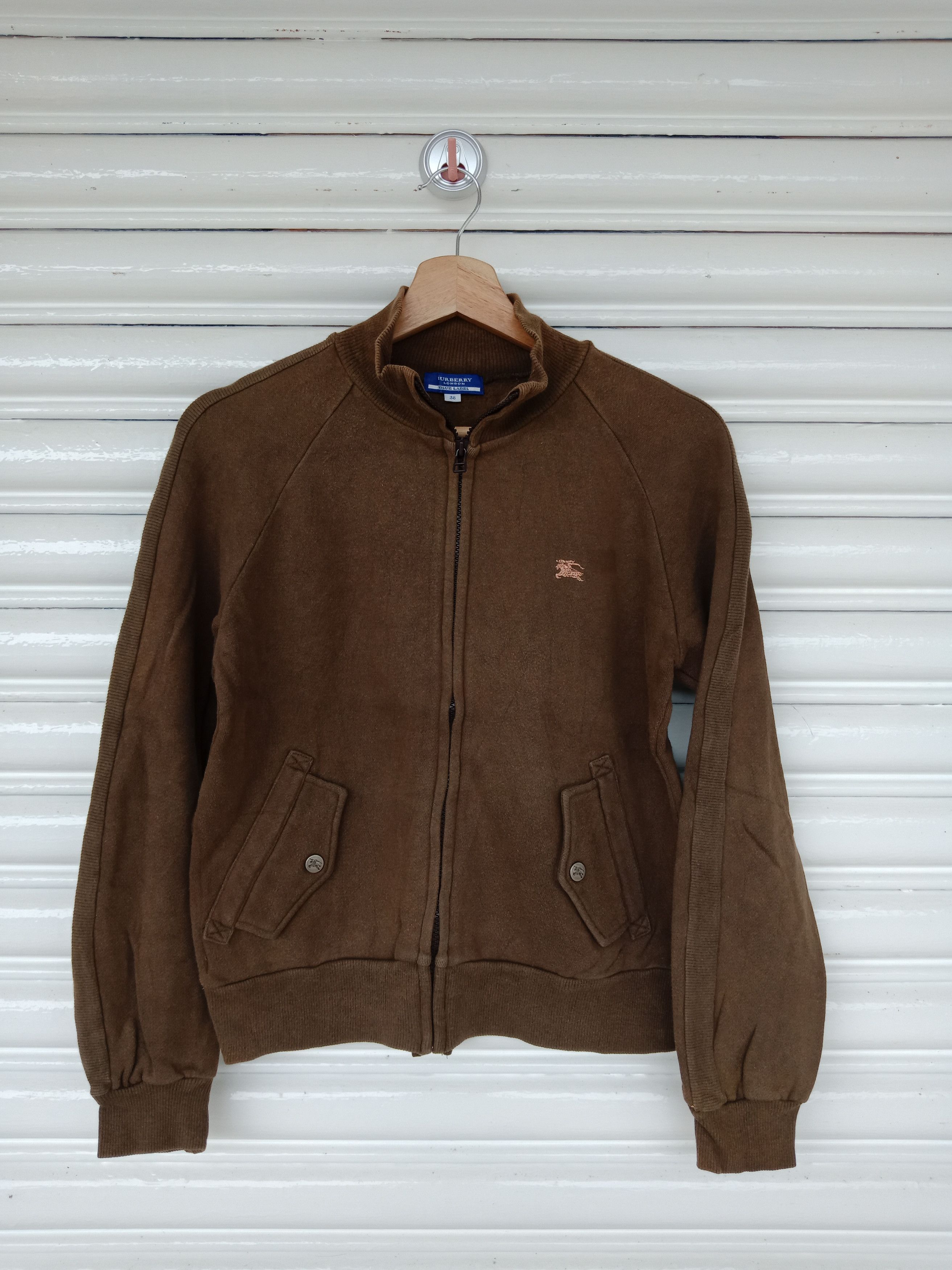 Burberry Burberry Blue Label Embroid Logo Size US S / EU 44-46 / 1 - 1 Thumbnail
