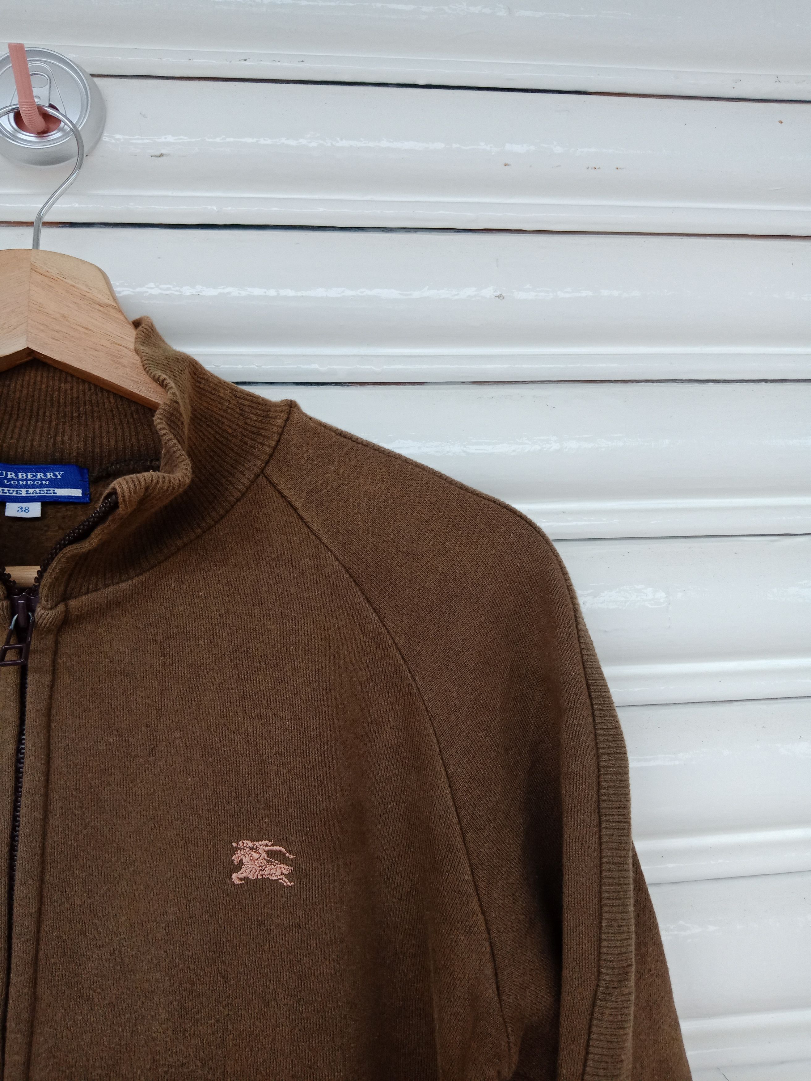 Burberry Burberry Blue Label Embroid Logo Size US S / EU 44-46 / 1 - 7 Thumbnail