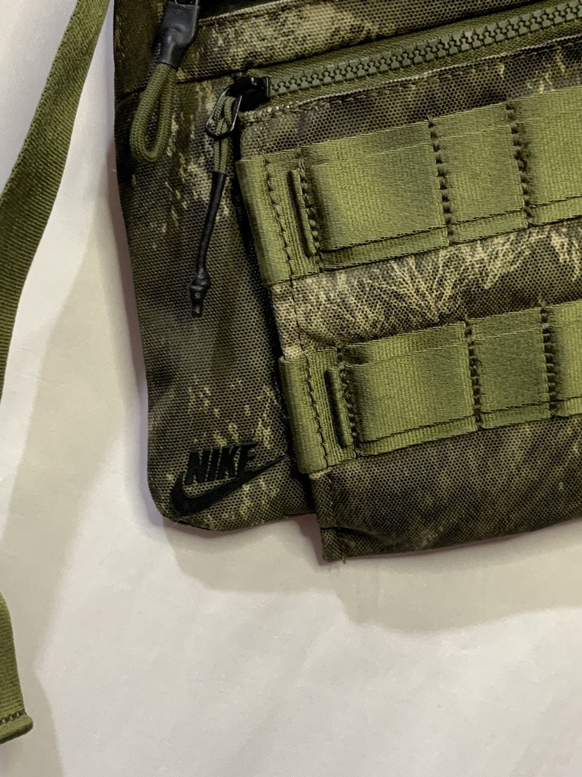 Military × Nike Nike Realtree Camo Crossbody Utility