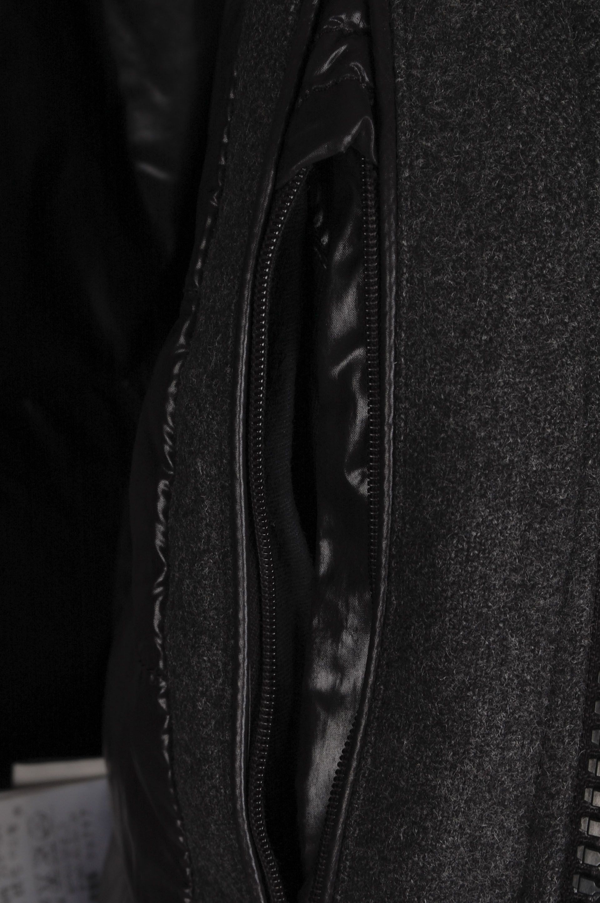 Moncler Moncler Springfield Black Jacket Hidden Hood in size 3 (L) Size US L / EU 52-54 / 3 - 17 Thumbnail
