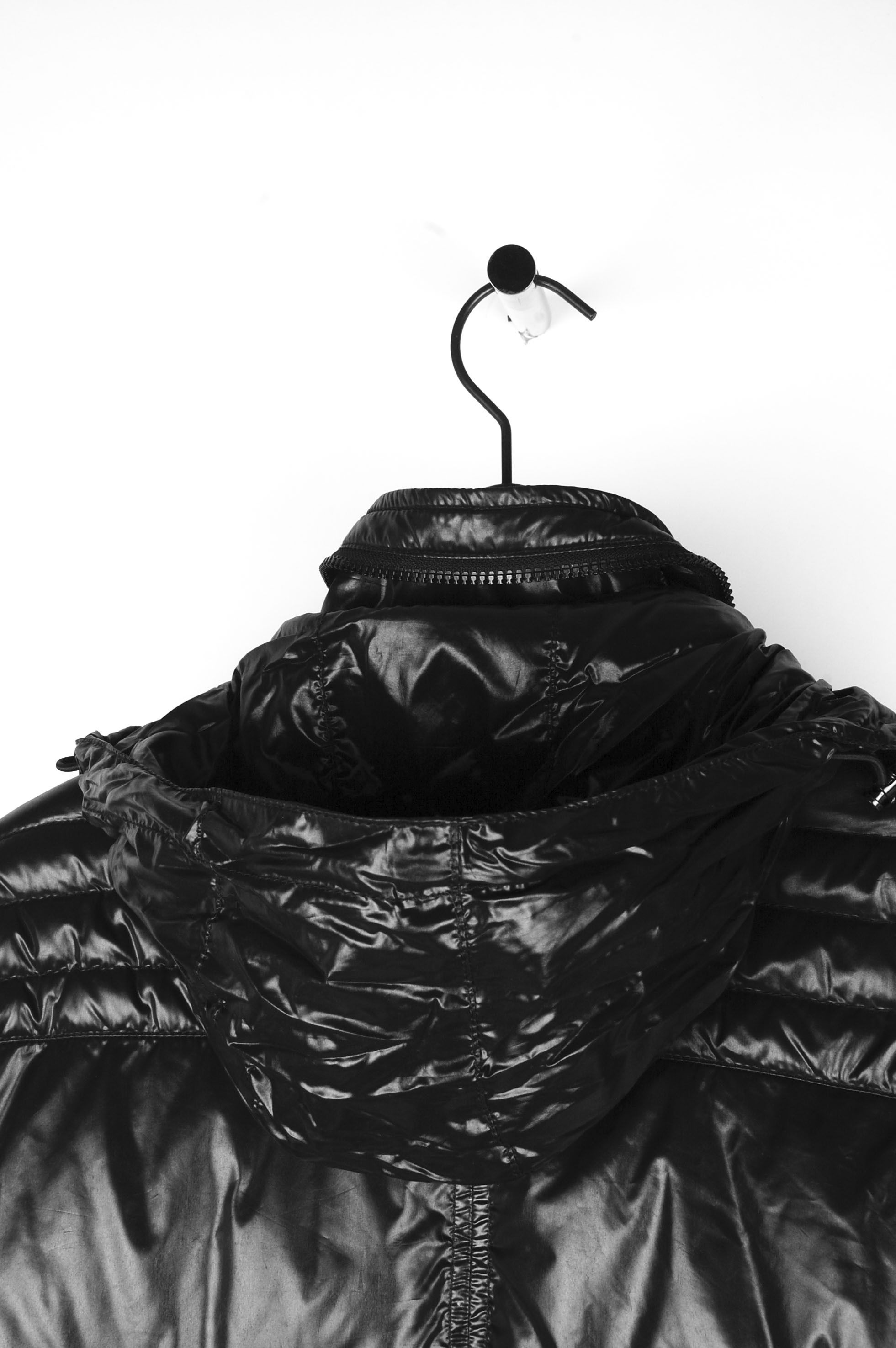 Moncler Moncler Springfield Black Jacket Hidden Hood in size 3 (L) Size US L / EU 52-54 / 3 - 8 Thumbnail