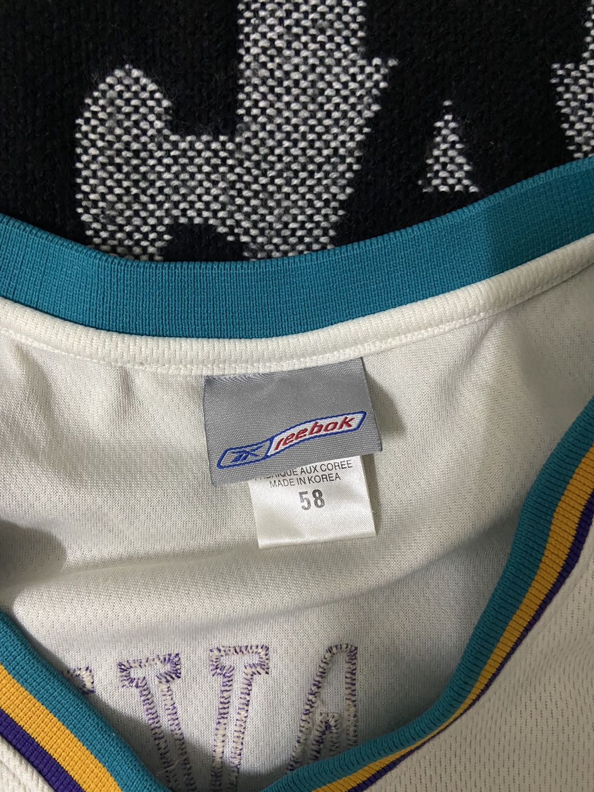 NBA Vtg 90s Baron Davis New Orleans Hornets Authentic Reebok Size US XXL / EU 58 / 5 - 4 Thumbnail