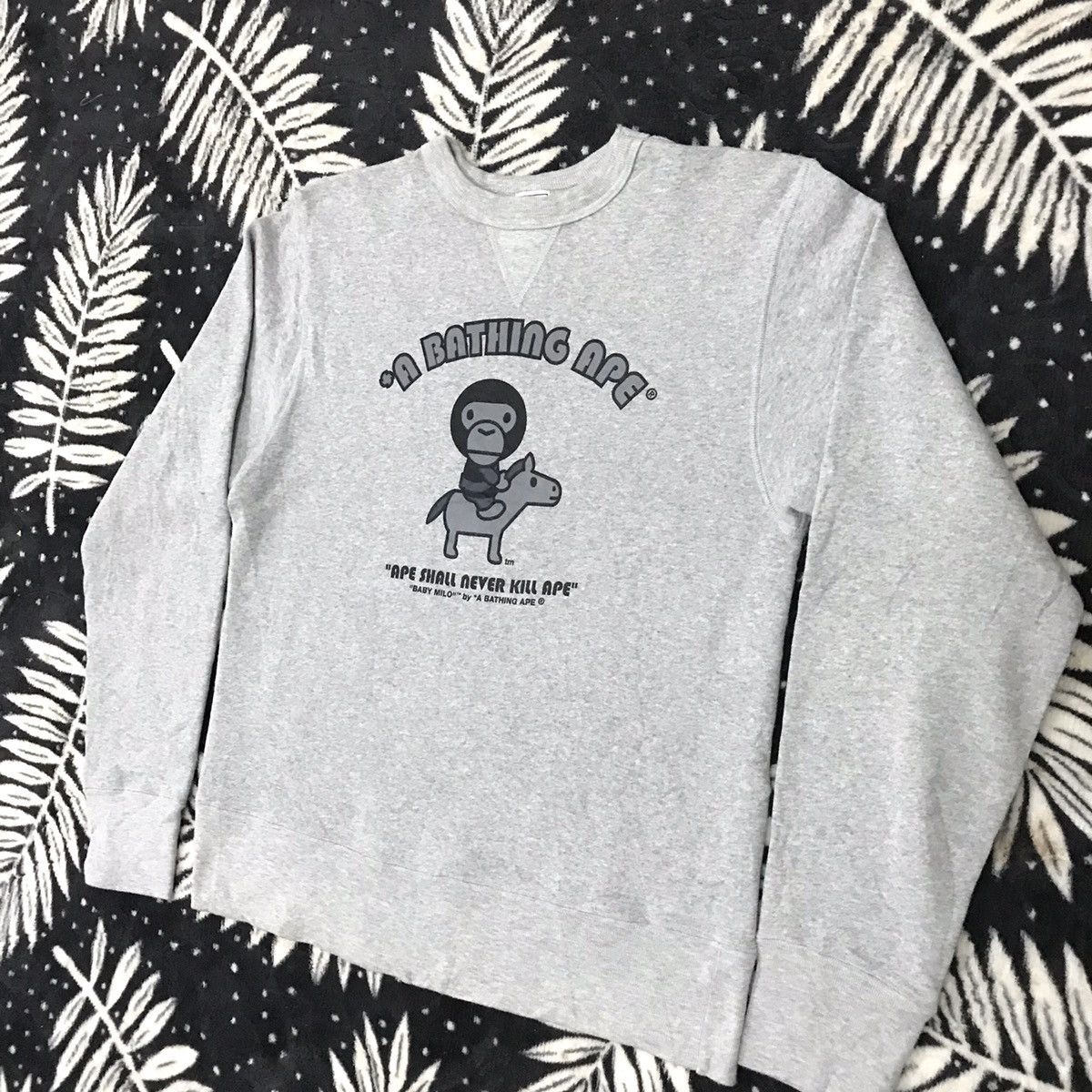 Bape × Nigo 🔥BABY MILO CREWNECK SWEATSHIRT Size US XS / EU 42 / 0 - 2 Thumbnail