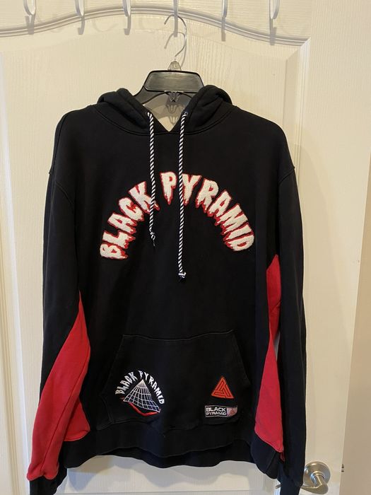 Black discount pyramid hoodie