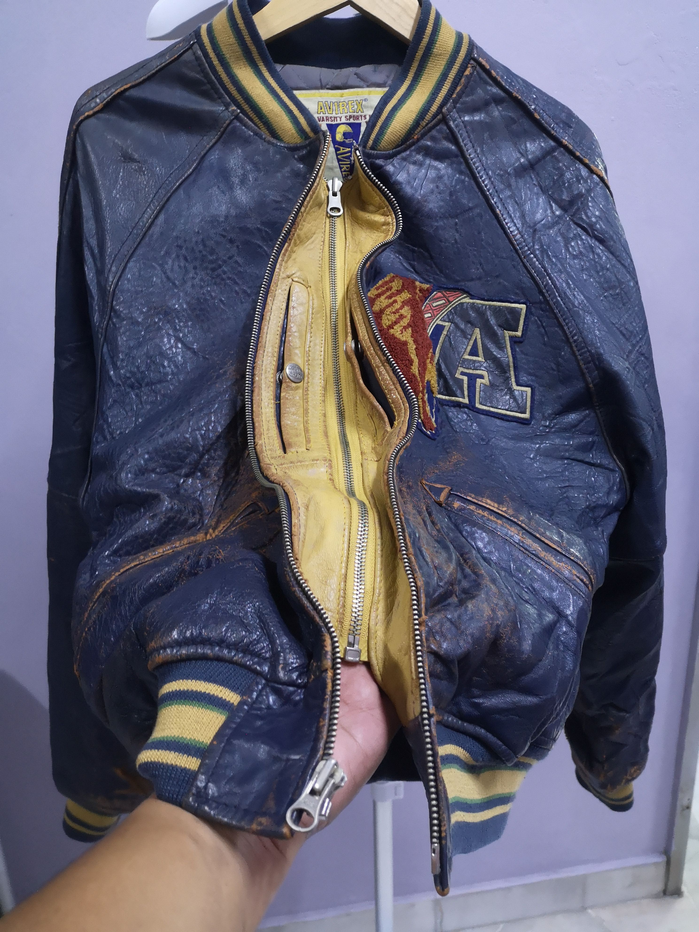 Avirex 🛩Rare Vtg Avirex Leather Bomber Indian Apache Tomahawk USA Size US M / EU 48-50 / 2 - 5 Thumbnail