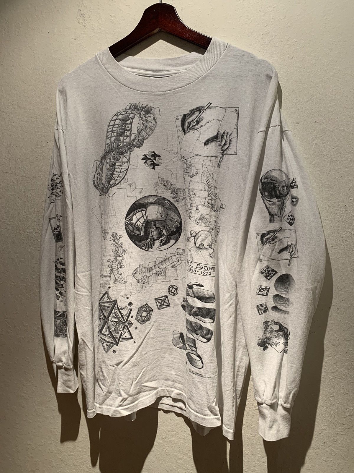 Vintage *RARE* Vintage 91 MC Escher All-Over Print Long Sleeve Shirt Size US L / EU 52-54 / 3 - 1 Thumbnail