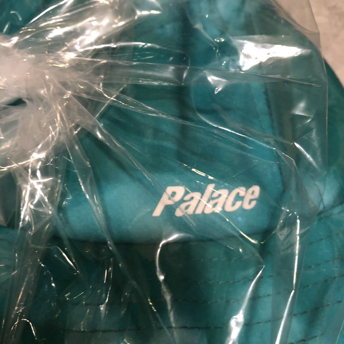 Palace BLURRY FLOWER BUCKET IN GREEN Size ONE SIZE - 6 Thumbnail