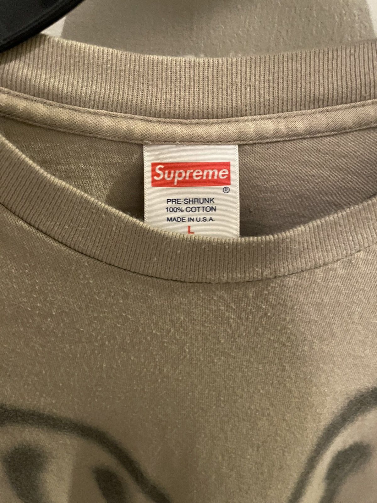 Supreme smile tee fw18 clearance
