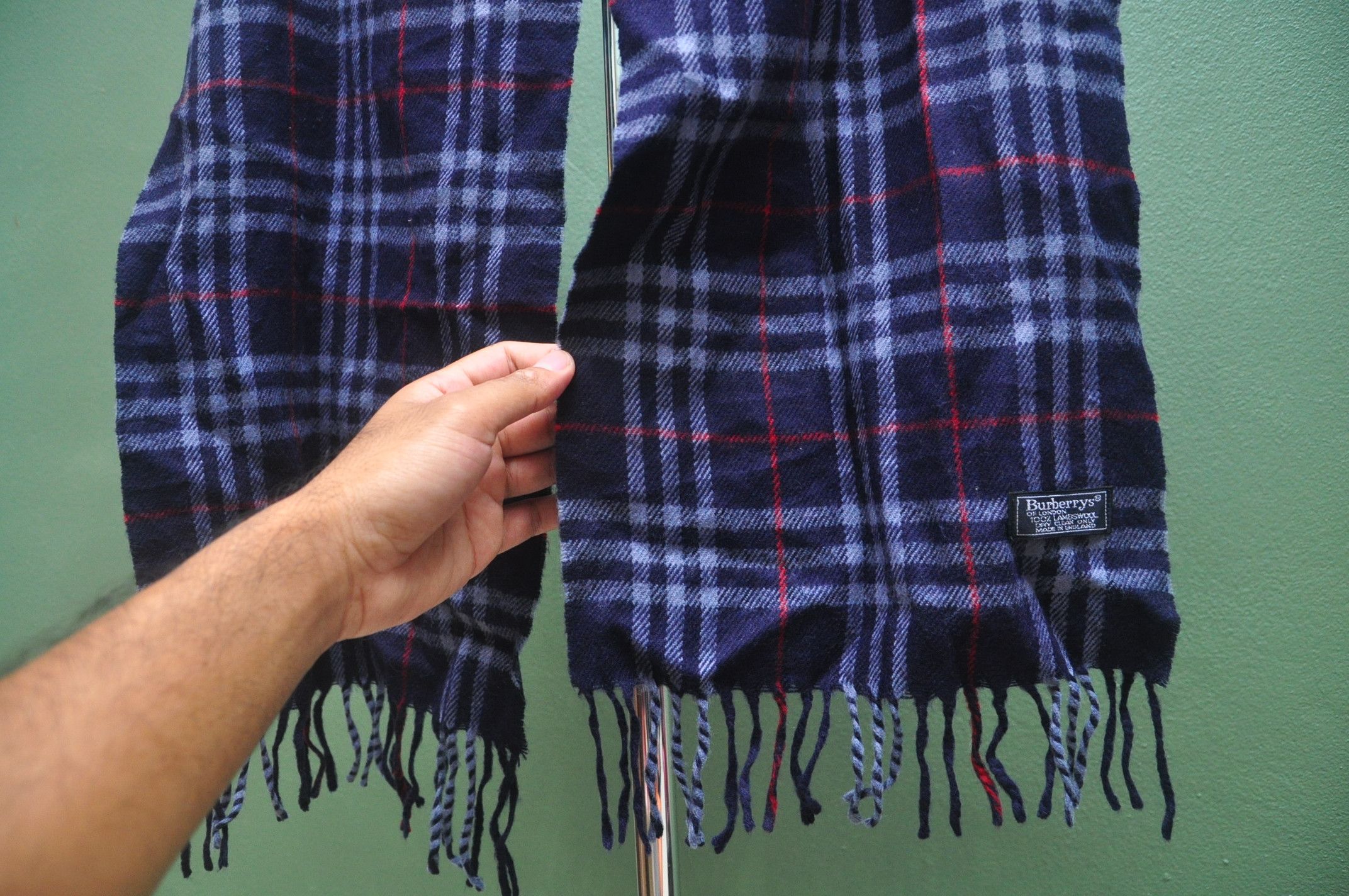 Burberry × Designer × Japanese Brand Vintage Burberrys Scarf Lambswool Travis Scott Fashion Styl Size US L / EU 52-54 / 3 - 4 Thumbnail
