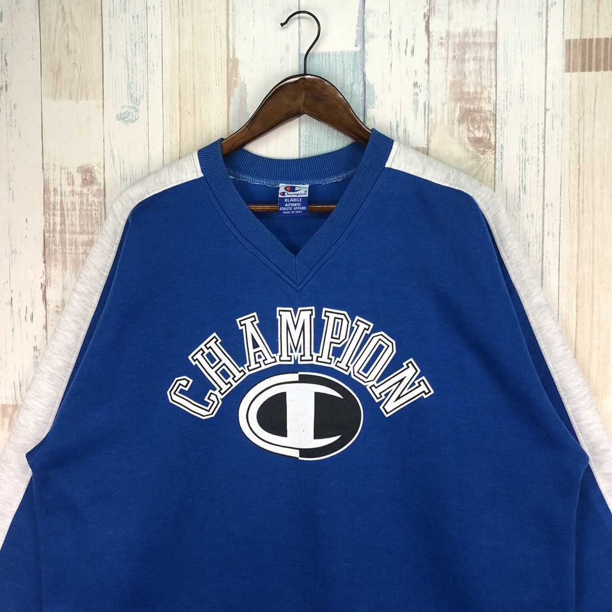 Champion × Vintage Vintage Champion Big Logo Sweatshirt Size US XL / EU 56 / 4 - 3 Thumbnail