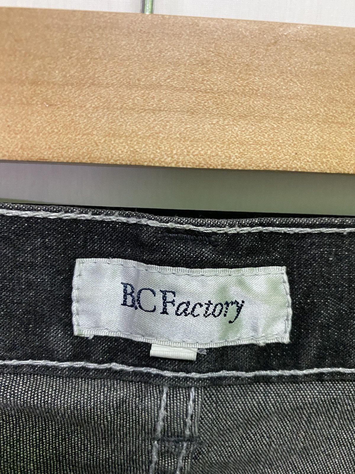 Japanese Brand Japan Made BC Factory Black Faded Multipocket Cargo Denim Size US 31 - 15 Thumbnail