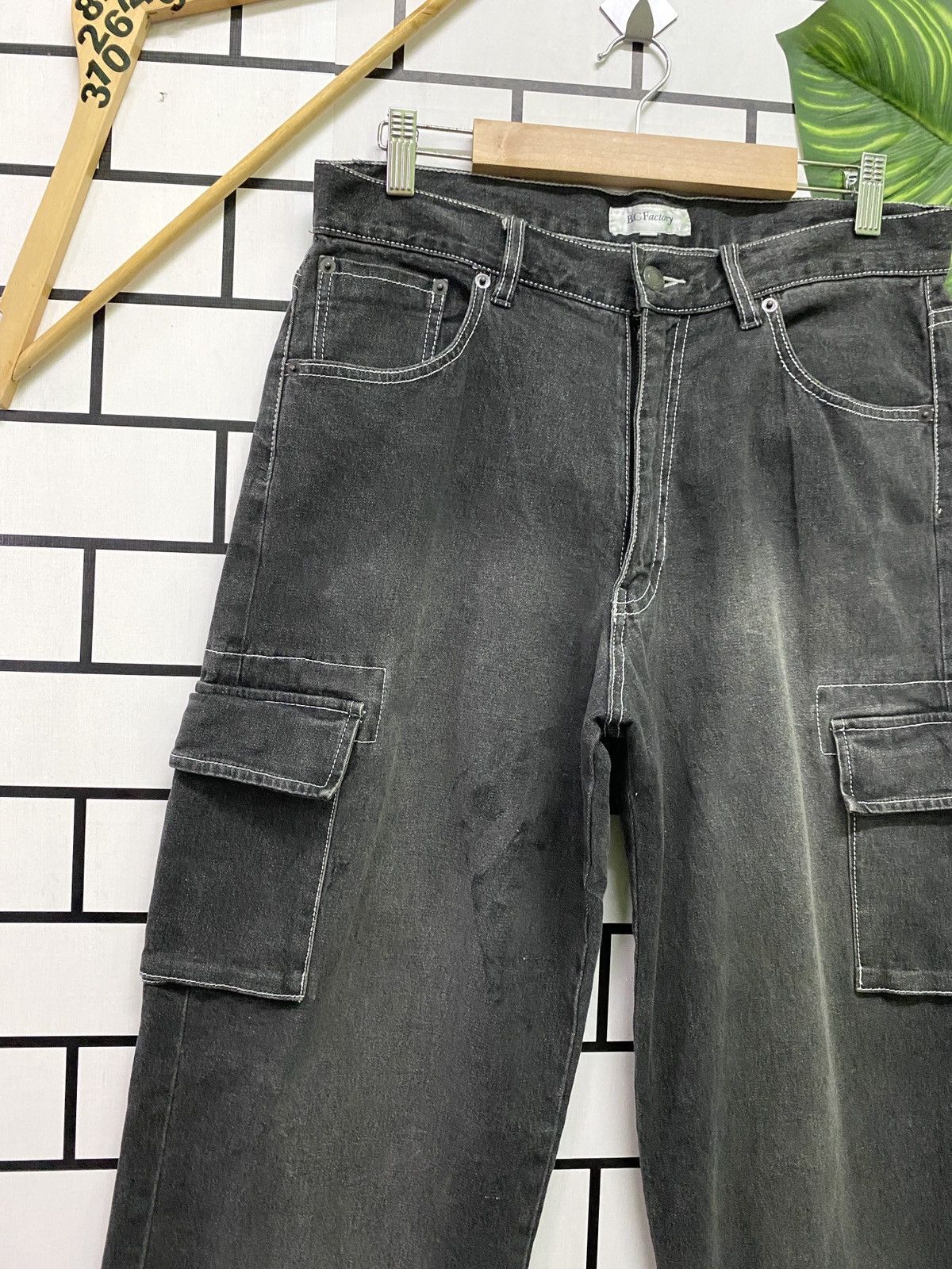 Japanese Brand Japan Made BC Factory Black Faded Multipocket Cargo Denim Size US 31 - 5 Thumbnail