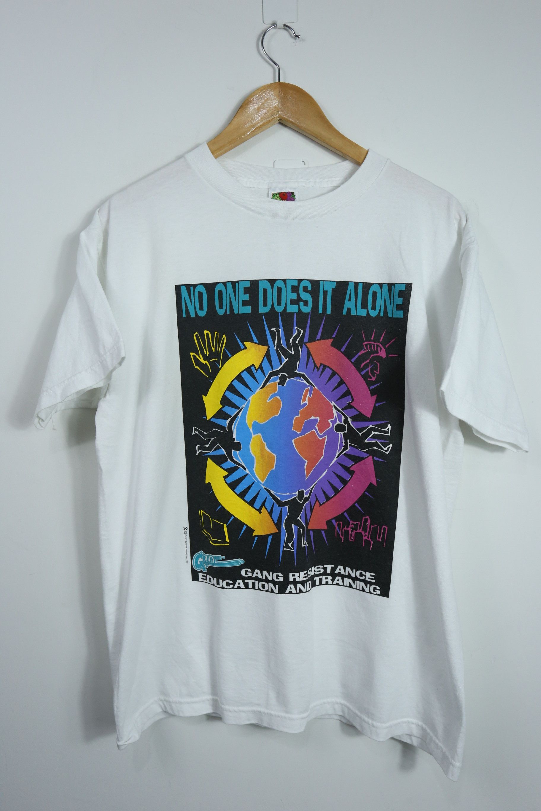 Free People × Vintage Vintage gang resistance education and training tee GTMED062 Size US L / EU 52-54 / 3 - 1 Thumbnail