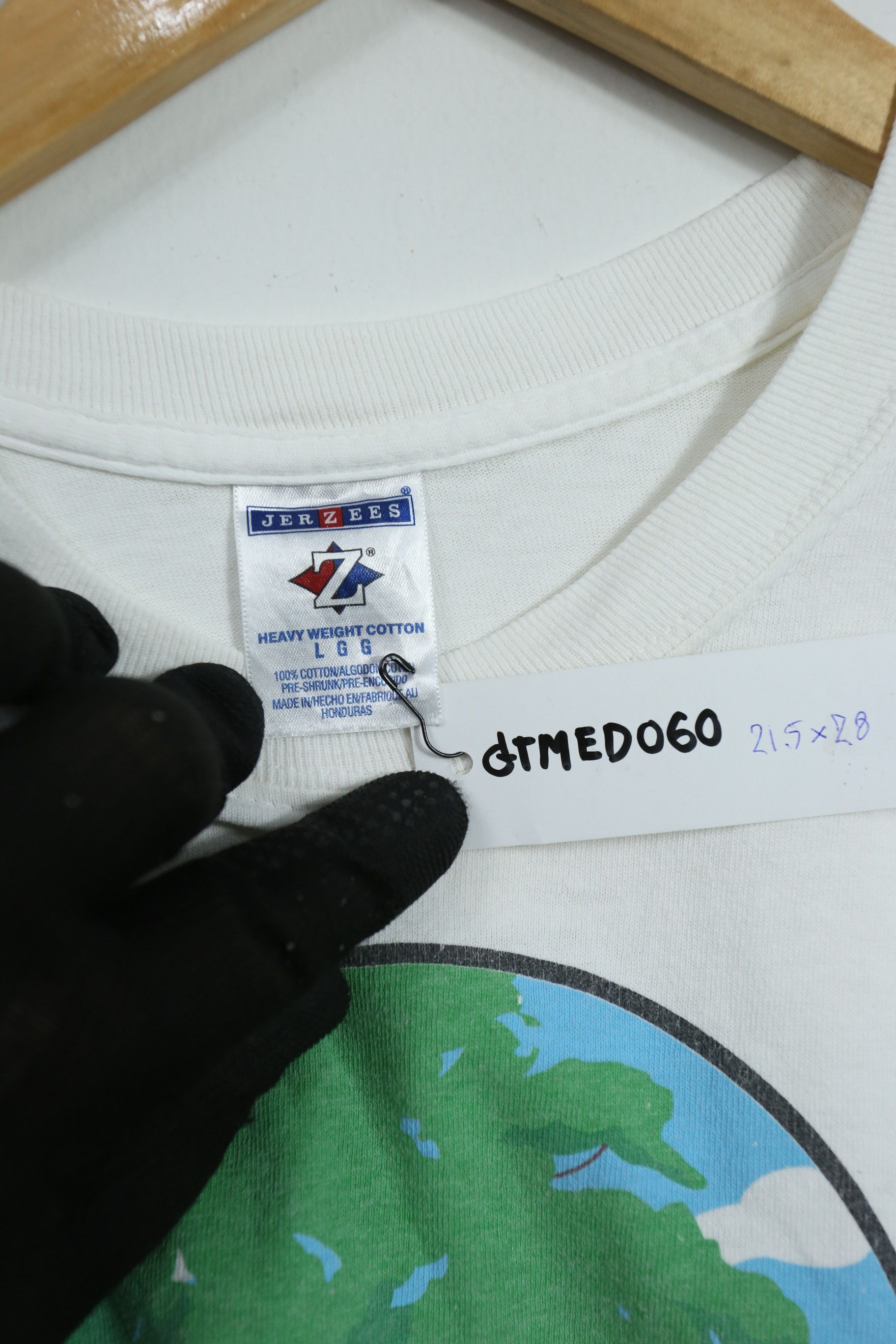 Vintage Vintage Tim Hortons nature t shirt (L) GTMED060 Size US L / EU 52-54 / 3 - 3 Thumbnail