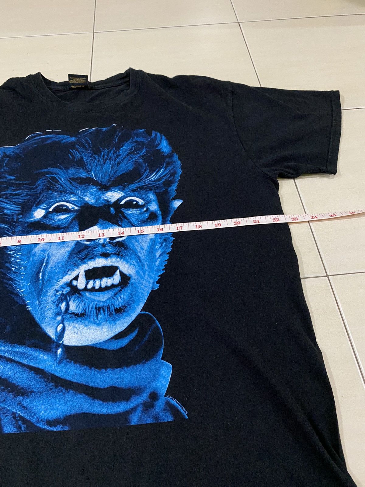 Expert Horror Wolfman horror movie film promo t shirt Size US XL / EU 56 / 4 - 9 Thumbnail