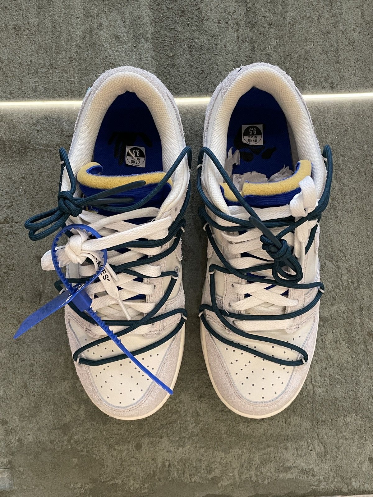 Off-White X Nike Dunk Low, Lot 16 of 50