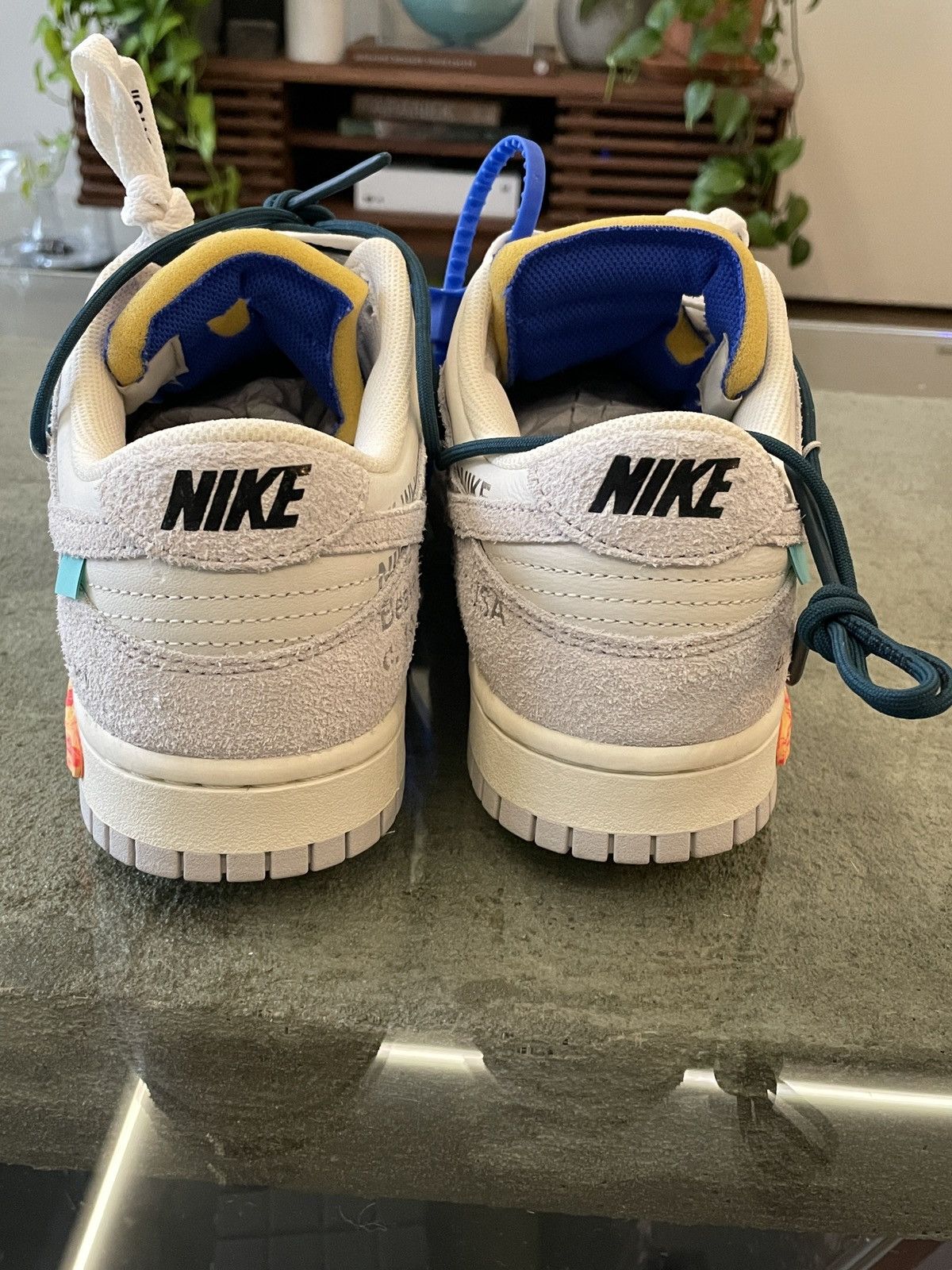 Off-White X Nike Dunk Low, Lot 16 of 50