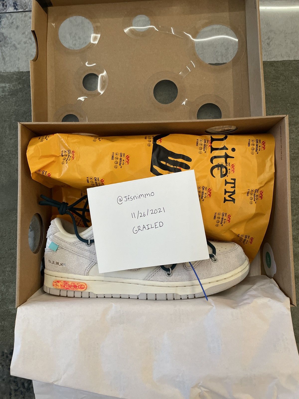 Off-White X Nike Dunk Low, Lot 16 of 50
