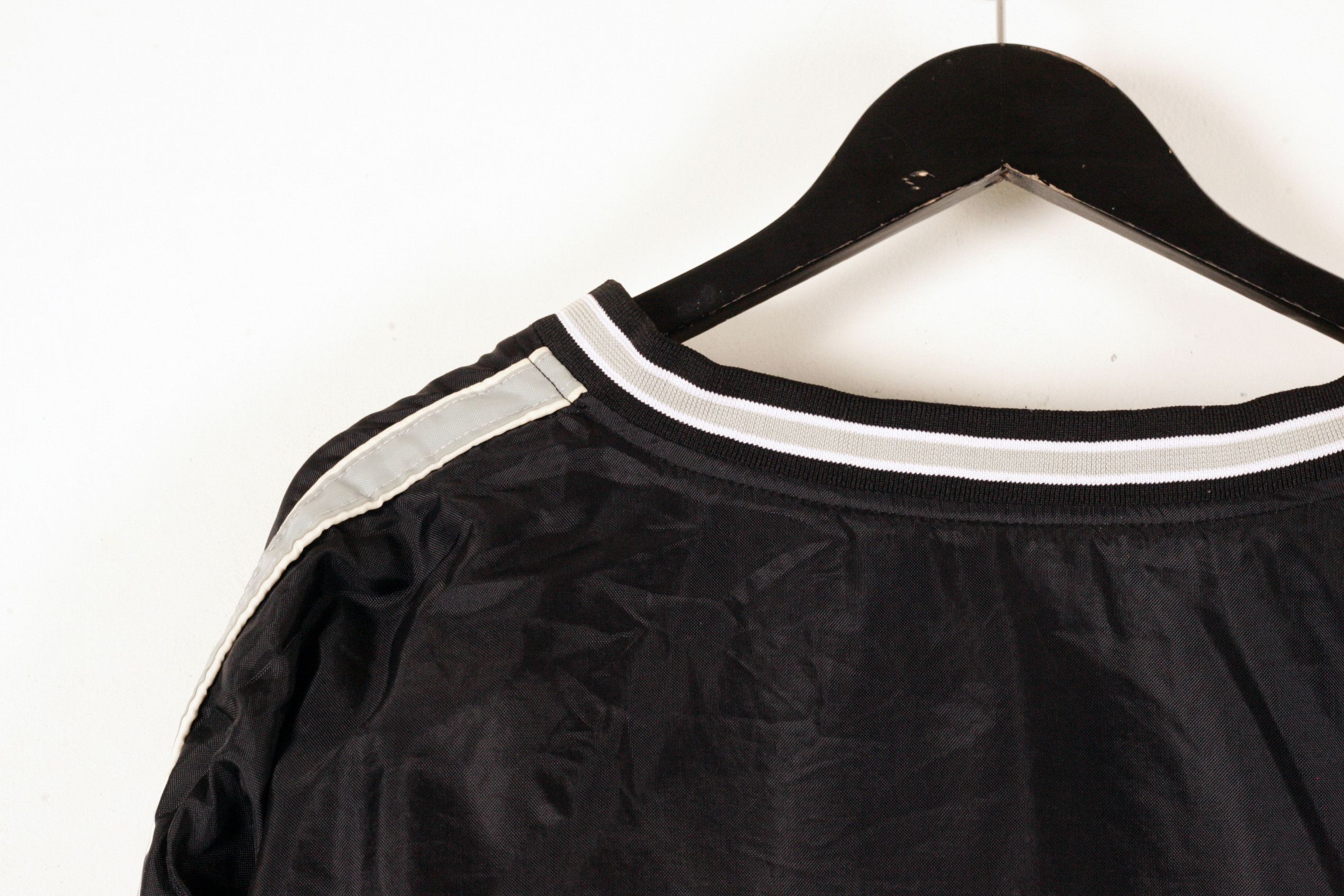 Steve And Barrys × Vintage Stripe Sleeve Nylon Pullover Jacket Hip Hop Streetwear 2XL Size US XXL / EU 58 / 5 - 11 Thumbnail