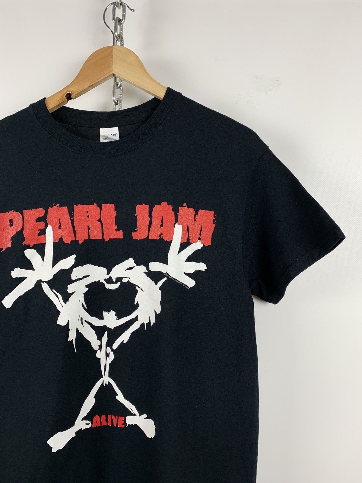 Band Tees 2017 Pearl Jam Alive Black Band T-Shirt Size US M / EU 48-50 / 2 - 6 Thumbnail
