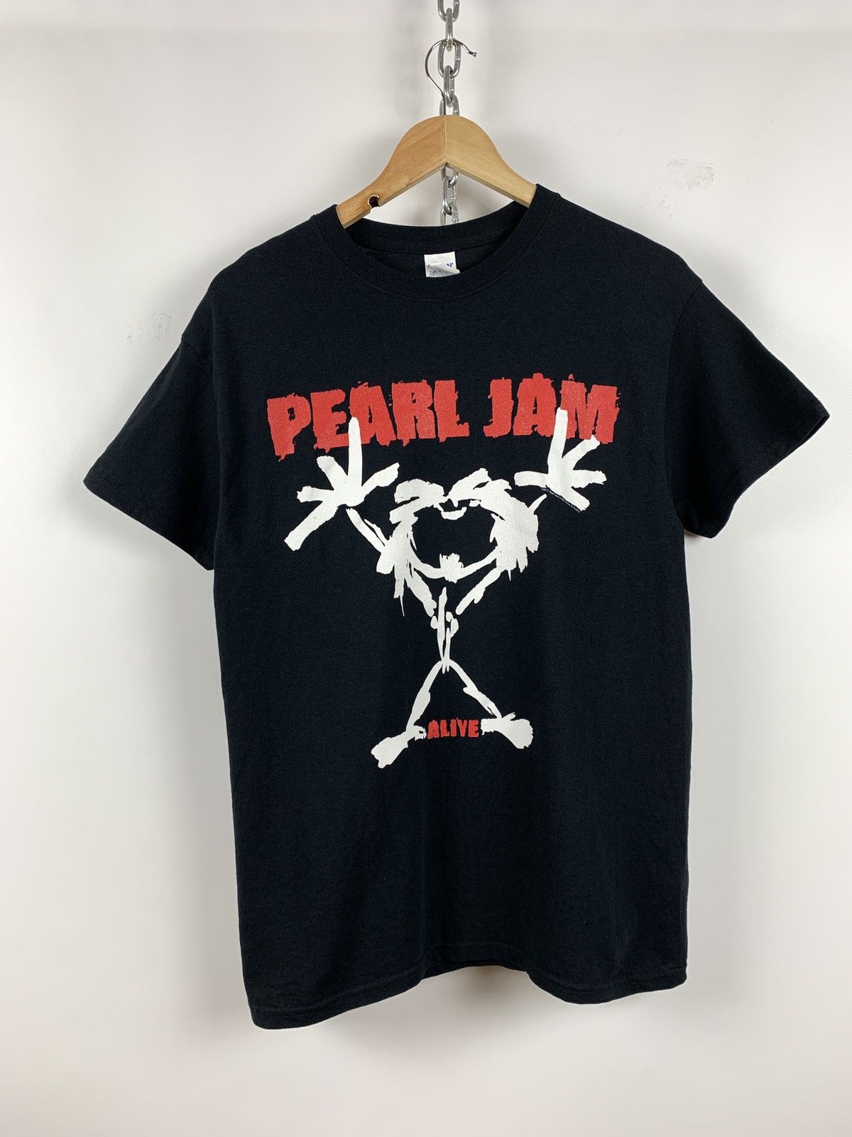 Band Tees 2017 Pearl Jam Alive Black Band T-Shirt Size US M / EU 48-50 / 2 - 3 Thumbnail