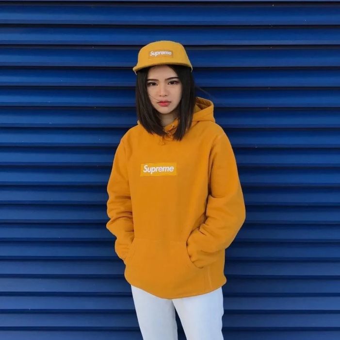 Supreme Box Logo Hooded Sweatshirt (FW21) Light Mustard - CROPZ