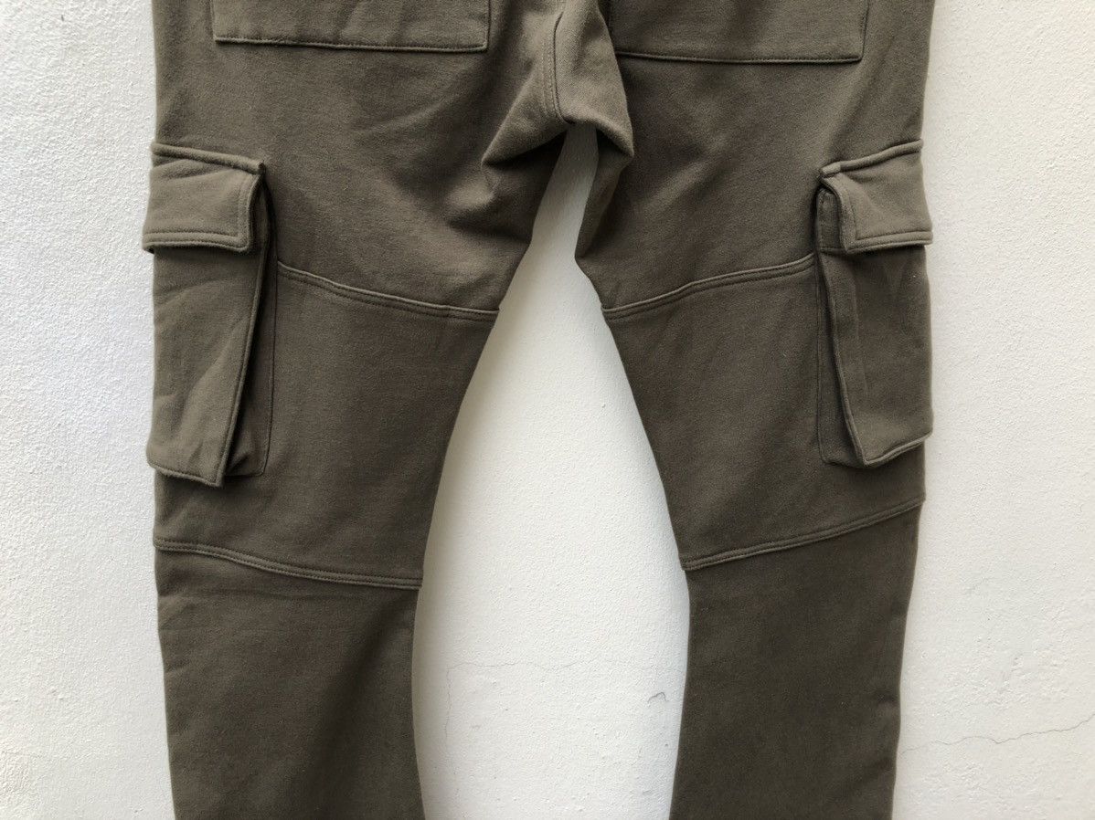 NO ID Japan Brand No ID 8 Pockets Stretch Flare Cargo Trouser Size US 30 / EU 46 - 8 Thumbnail