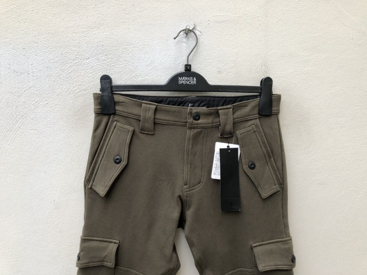 NO ID Japan Brand No ID 8 Pockets Stretch Flare Cargo Trouser Size US 30 / EU 46 - 2 Thumbnail