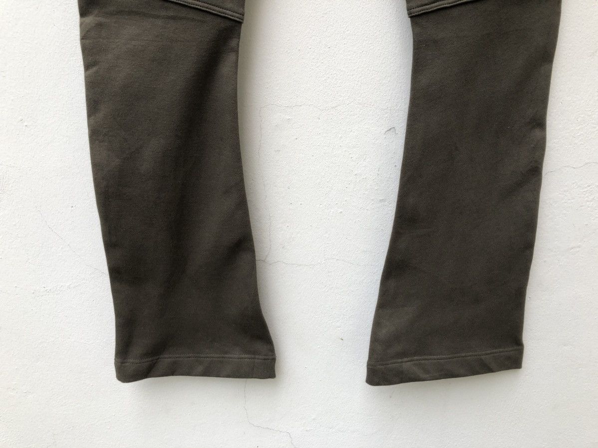 NO ID Japan Brand No ID 8 Pockets Stretch Flare Cargo Trouser Size US 30 / EU 46 - 9 Thumbnail