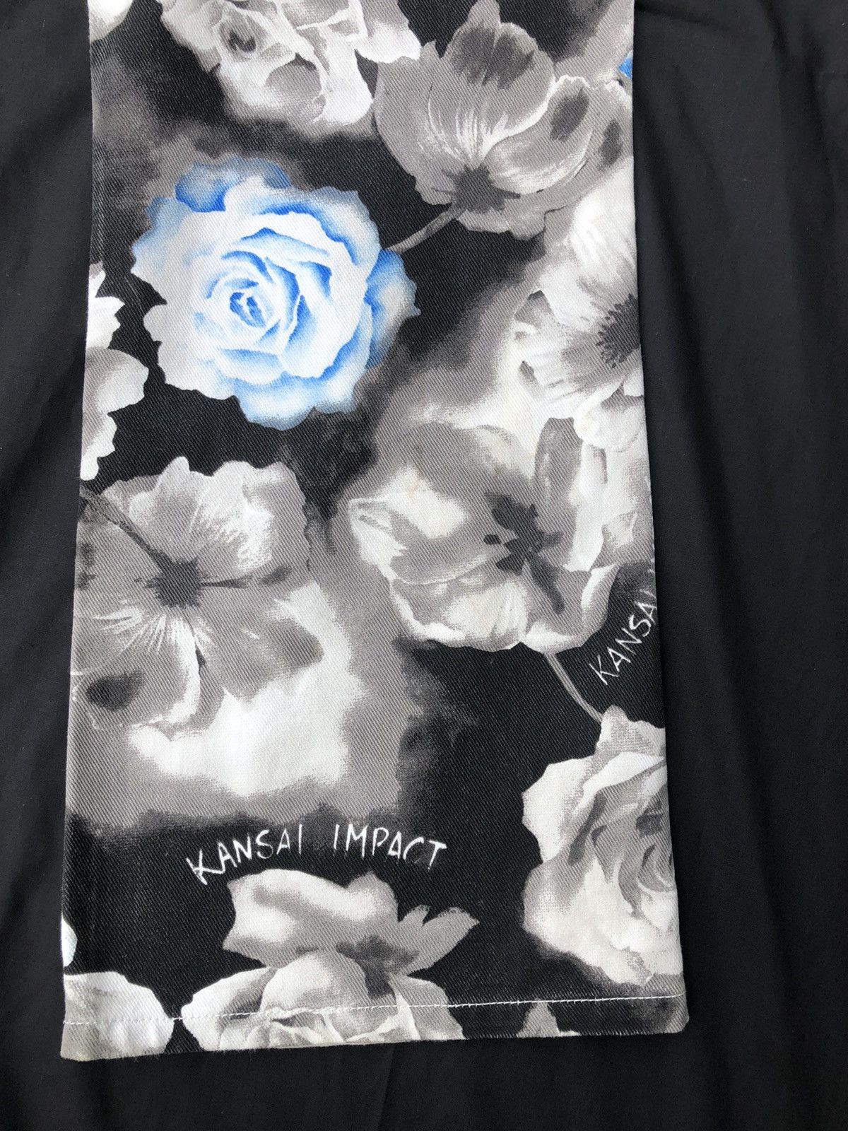 Kansai Yamamoto × Vintage Vintage Kansai Yamamoto Kansai Impact Full Print Flare Pant Size US 31 - 21 Thumbnail