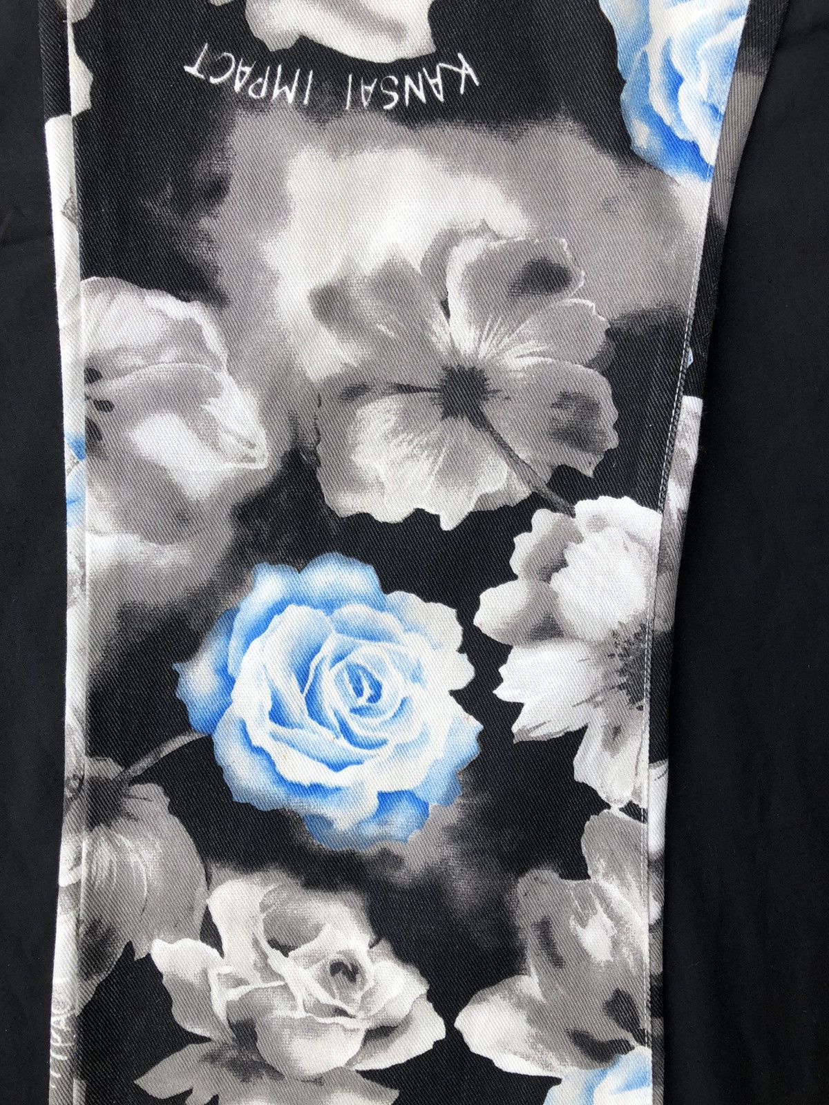 Kansai Yamamoto × Vintage Vintage Kansai Yamamoto Kansai Impact Full Print Flare Pant Size US 31 - 7 Thumbnail