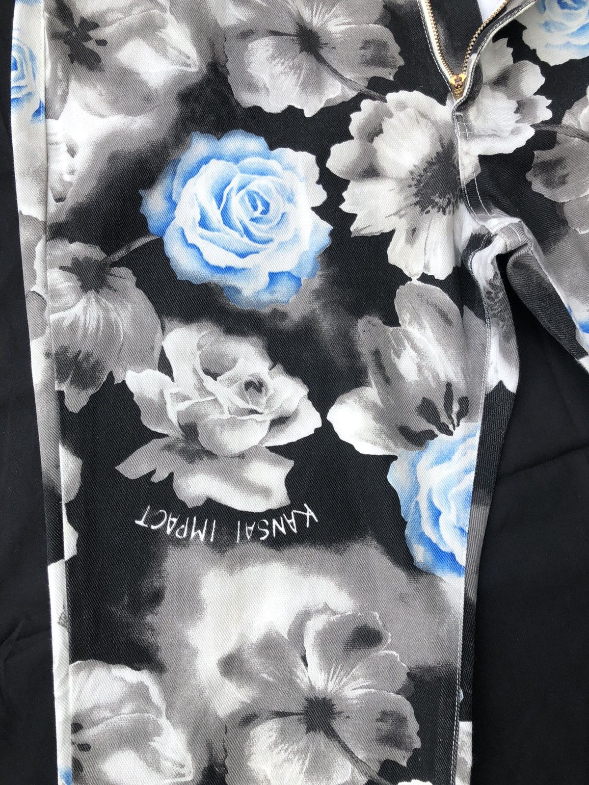 Kansai Yamamoto × Vintage Vintage Kansai Yamamoto Kansai Impact Full Print Flare Pant Size US 31 - 6 Thumbnail