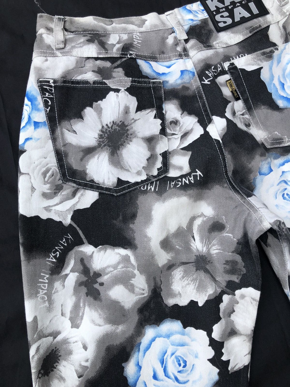 Kansai Yamamoto × Vintage Vintage Kansai Yamamoto Kansai Impact Full Print Flare Pant Size US 31 - 16 Thumbnail
