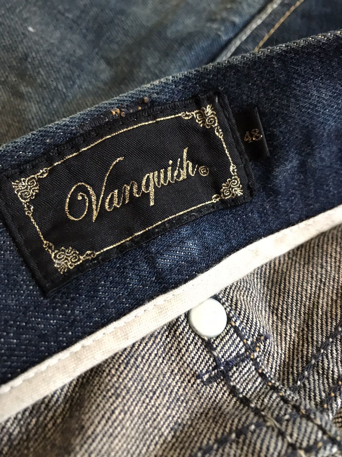 Vanquish VANQUISH DISTRESSED FLARE JEANS Size US 33 - 7 Thumbnail